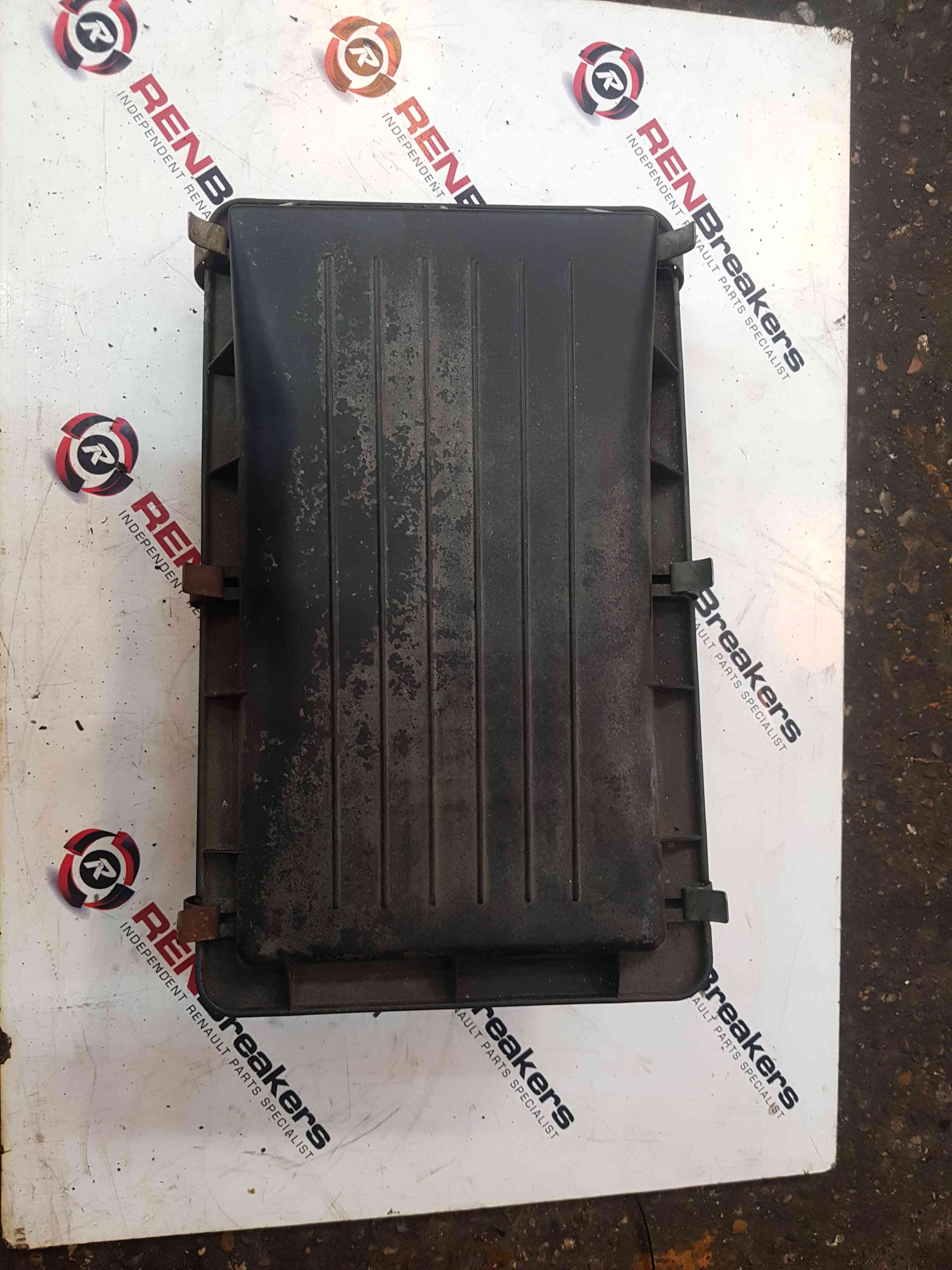 Thumb 2 Nissan Micra K11 1998-2002 1.0 Airbox Filter Housing