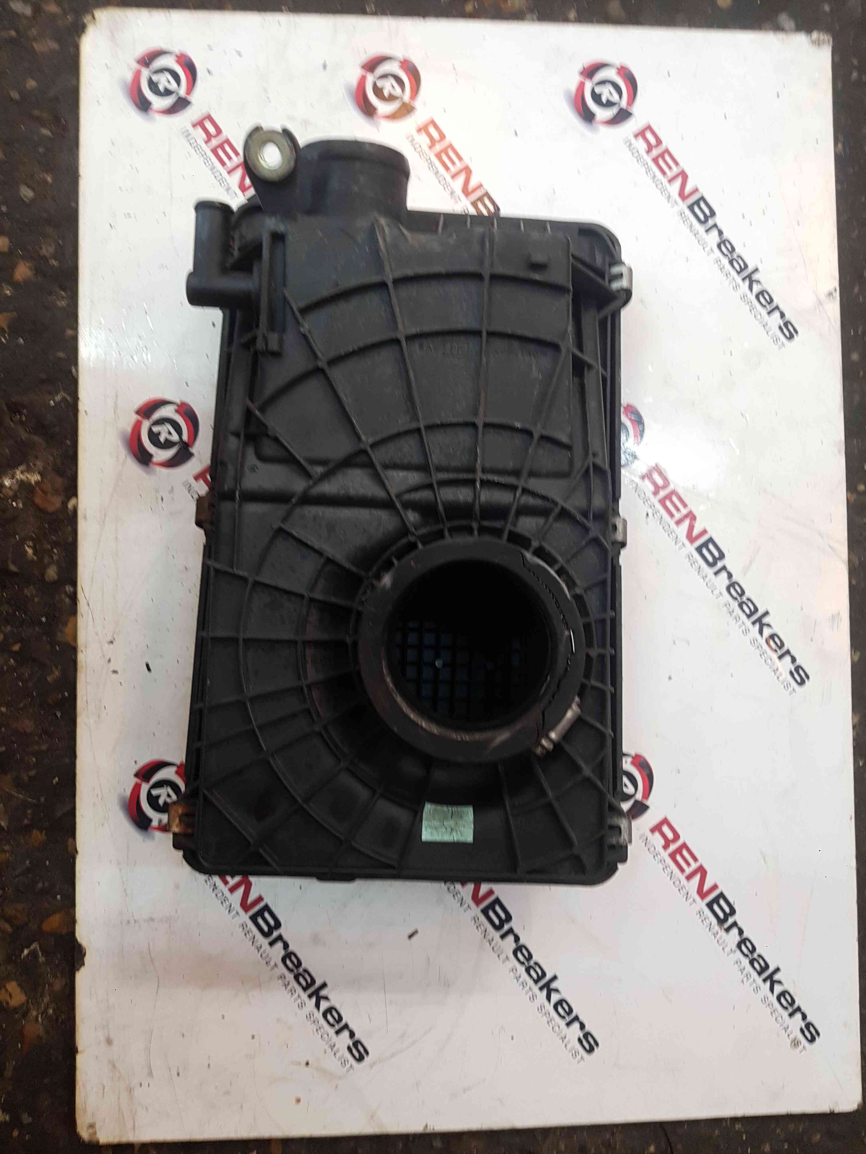 Thumb 3 Nissan Micra K11 1998-2002 1.0 Airbox Filter Housing