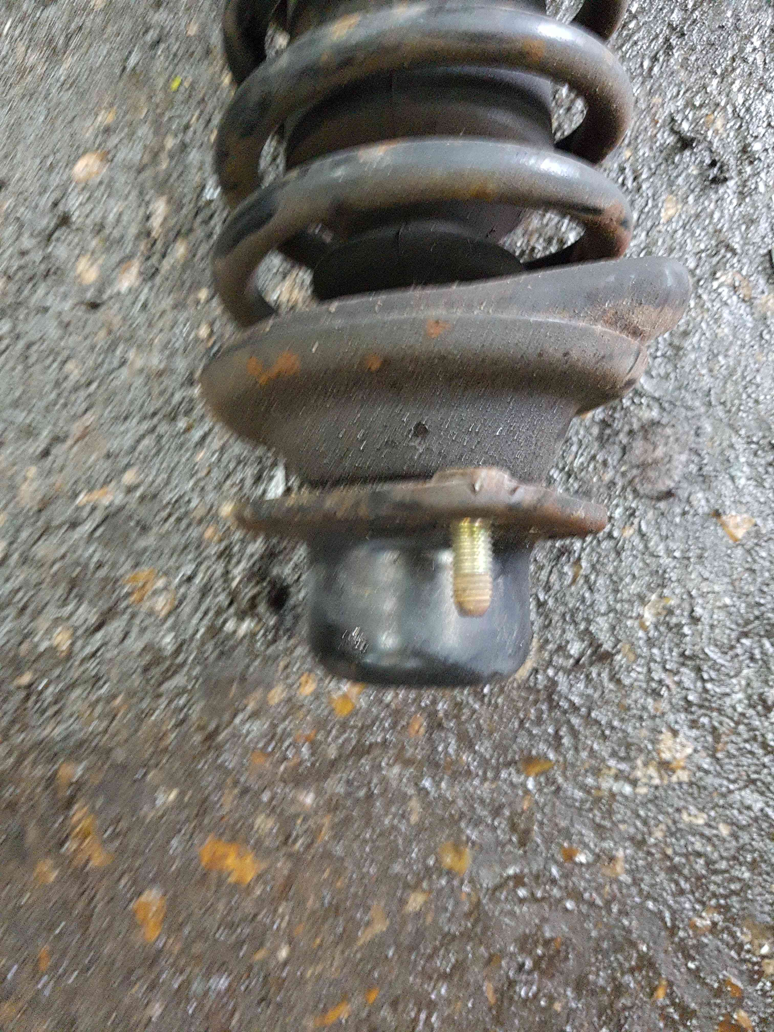 Thumb 3 Nissan Micra K11 1998-2002 1.0 Drivers OSF Front Spring Shock