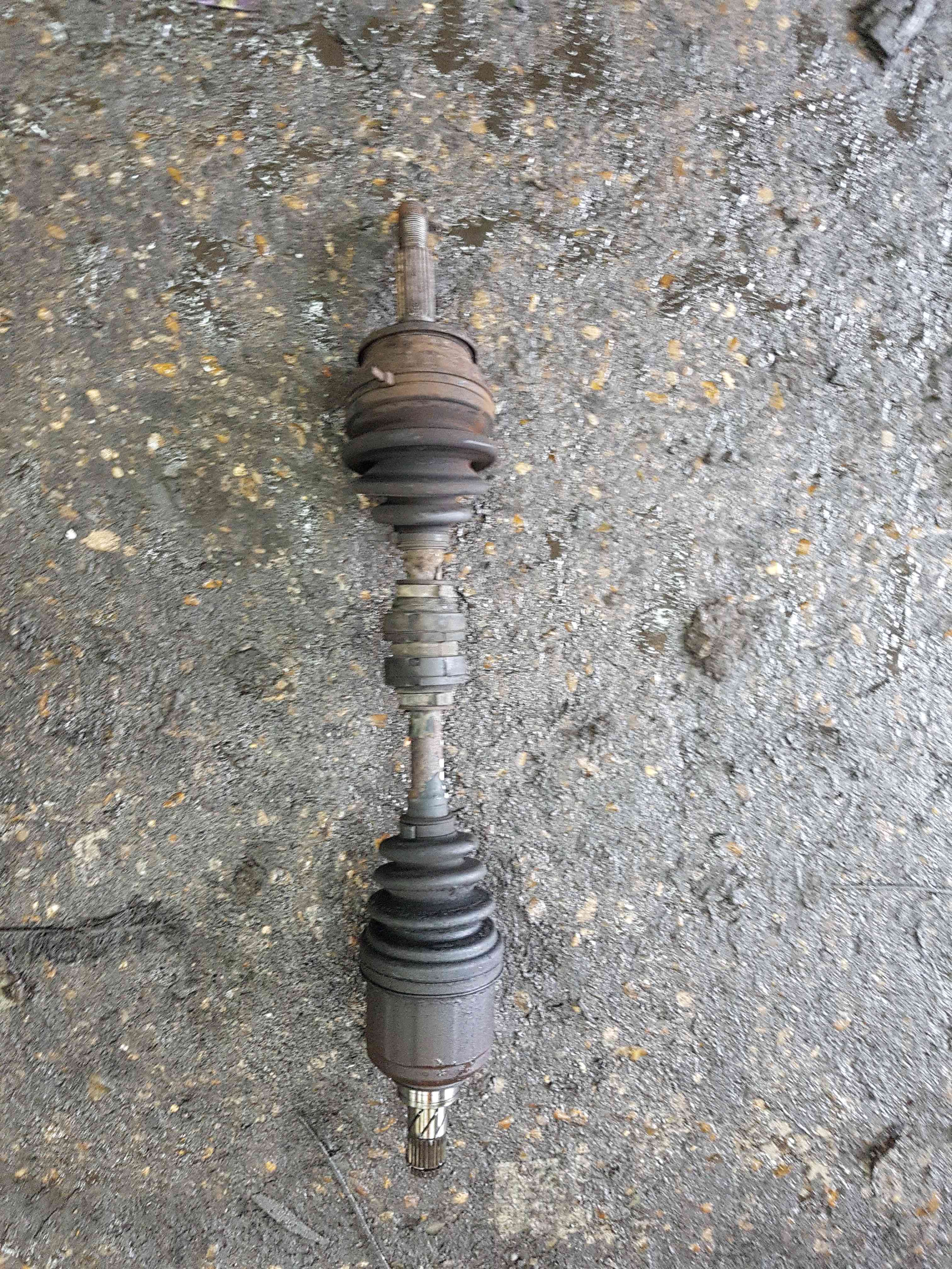 Thumb 8 Nissan Micra K11 1998-2002 1.0 Passenger NSF Front Driveshaft Automatic