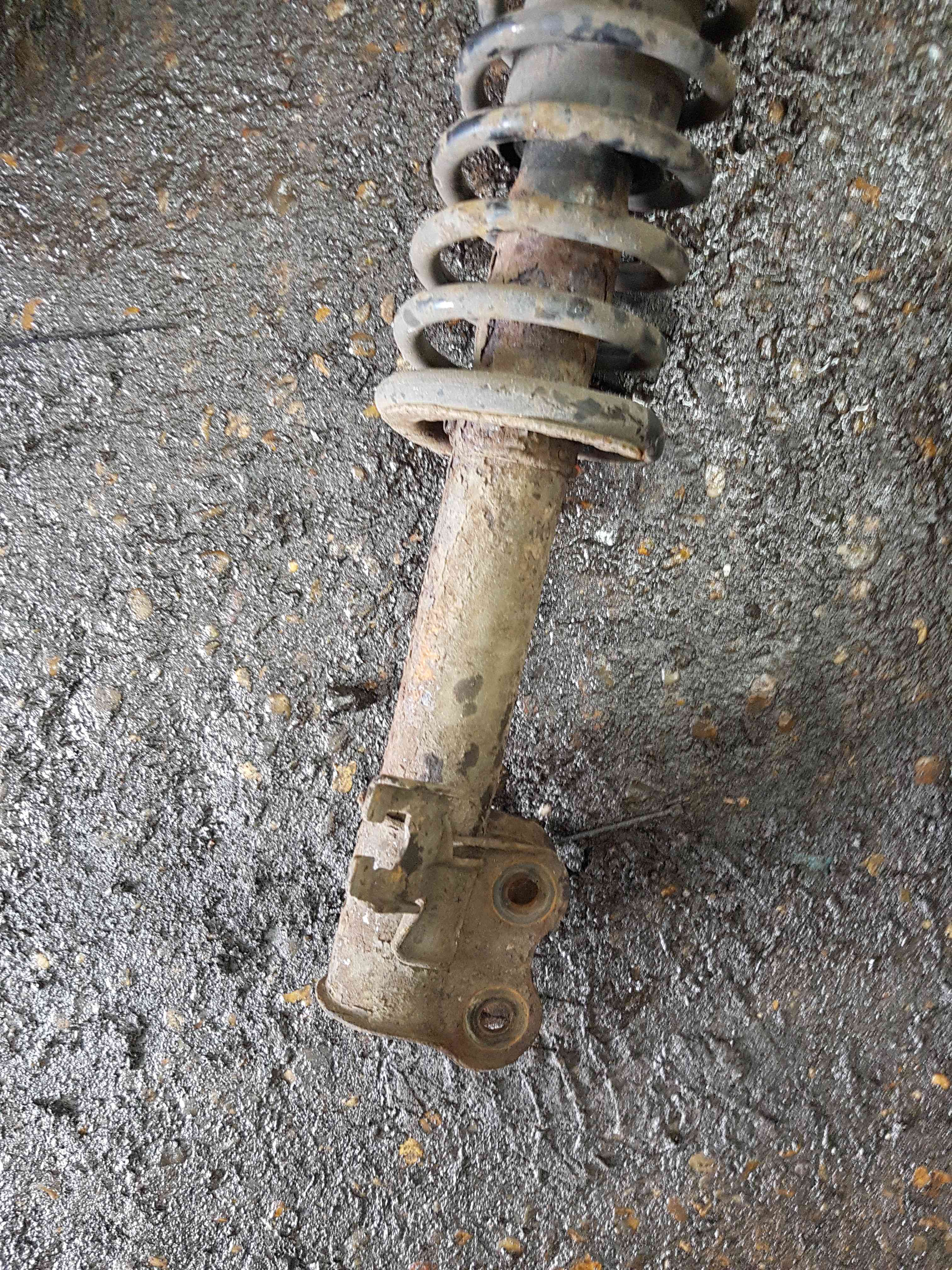 Thumb 5 Nissan Micra K11 1998-2002 1.0 Passenger NSF Front Spring Shock