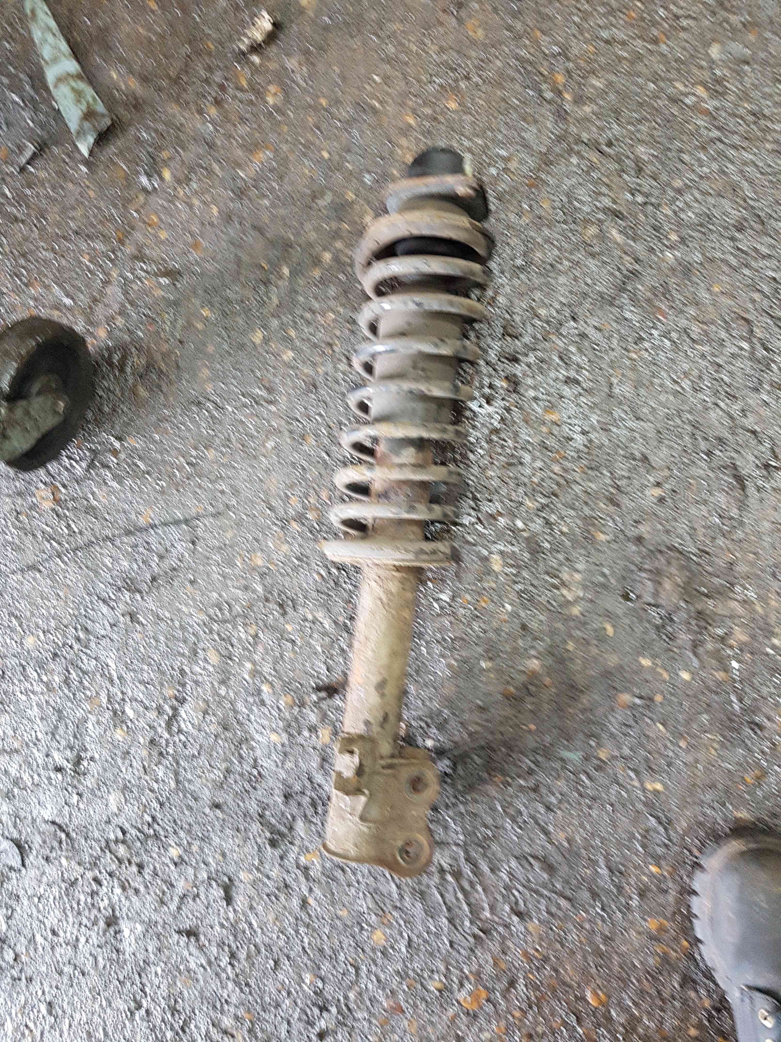 Thumb 6 Nissan Micra K11 1998-2002 1.0 Passenger NSF Front Spring Shock