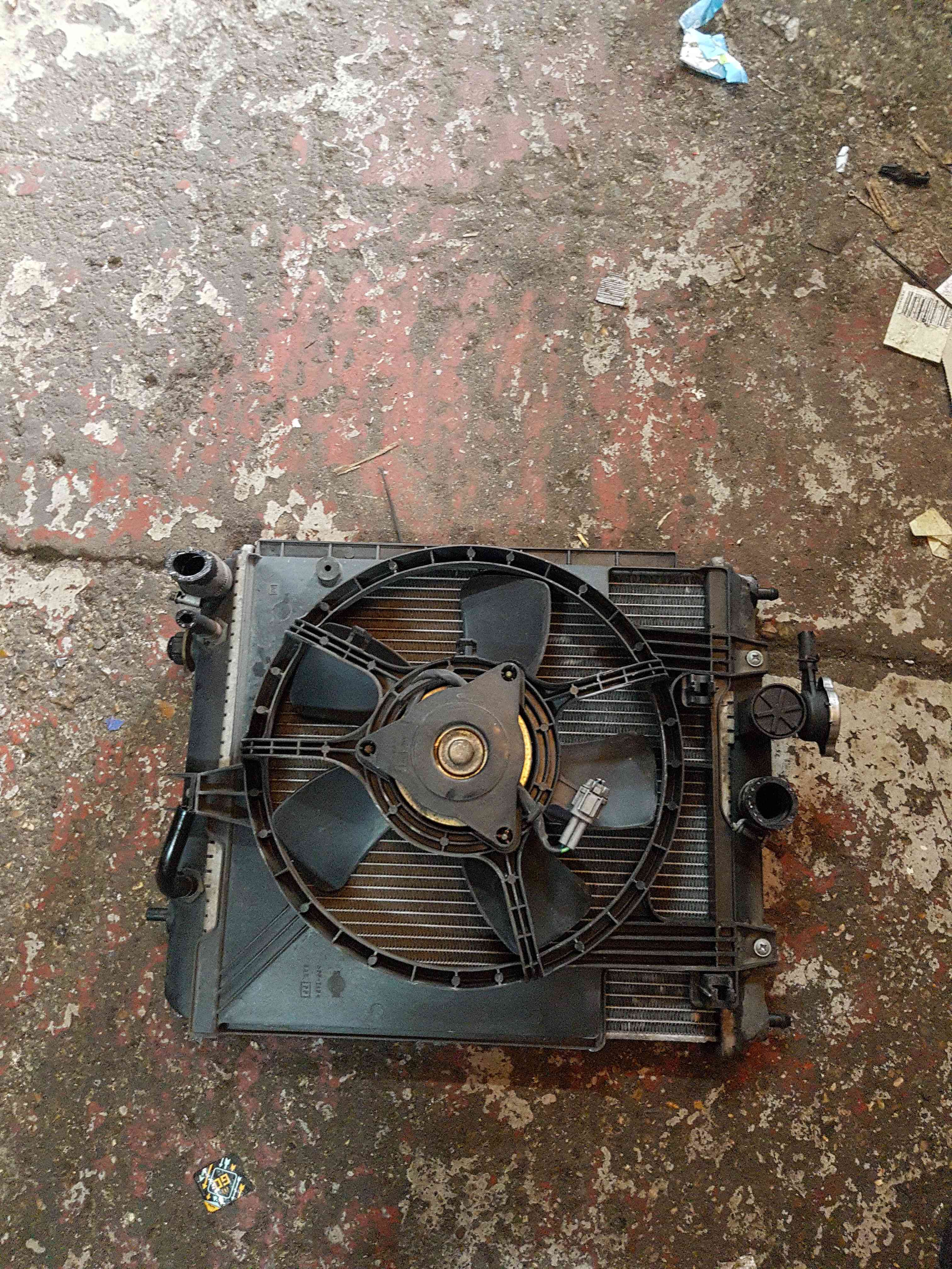 Thumb 2 Nissan Micra K11 1998-2002 1.0 Petrol Radiator RAD Pack + FAN
