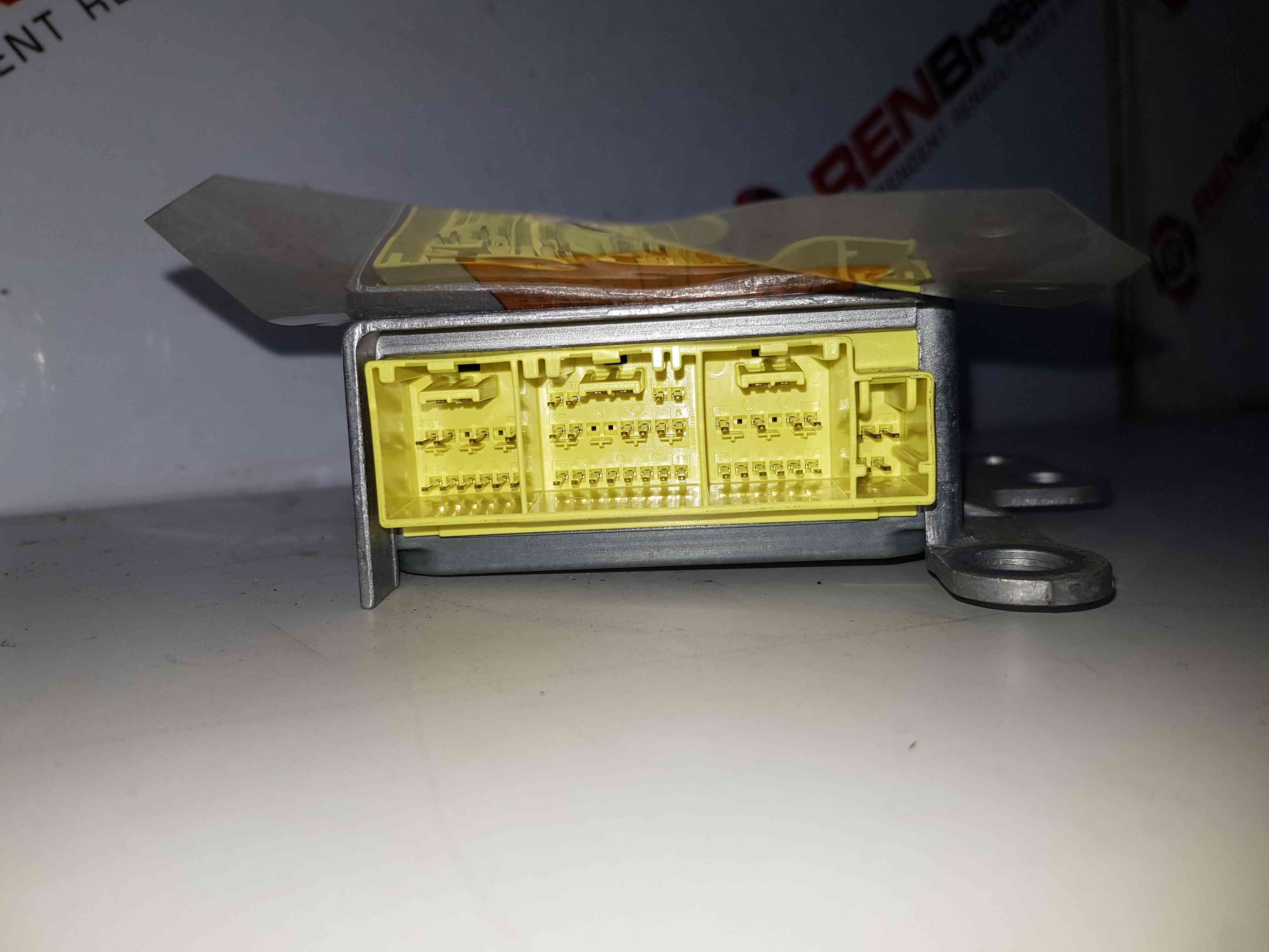 Thumb 4 Nissan Micra K11 1998-2002 Airbag ECU Computer Module 28556Ap002