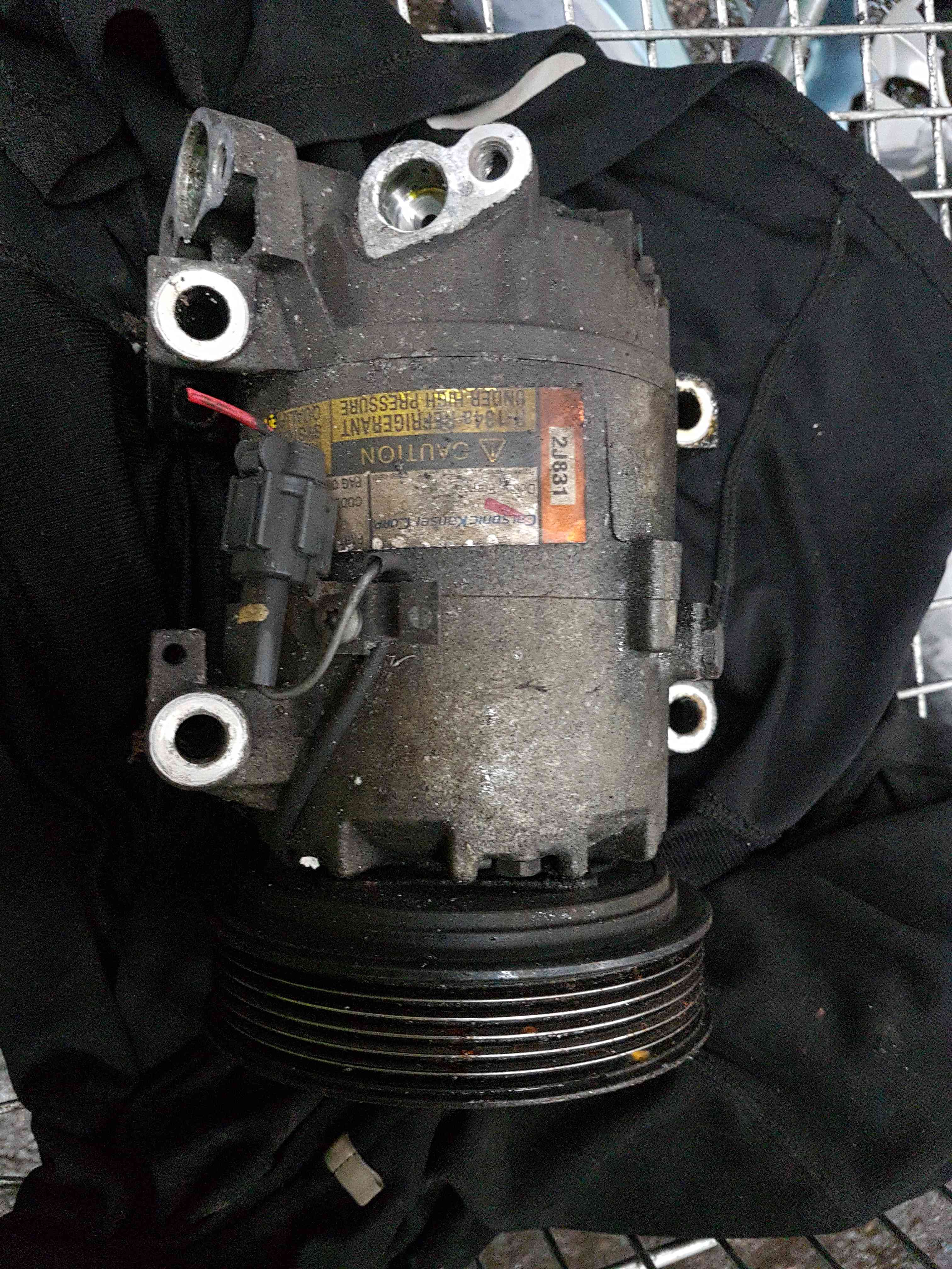 Thumb 6 Nissan Micra K11 1998-2002 Aircon Pump Compressor Unit 