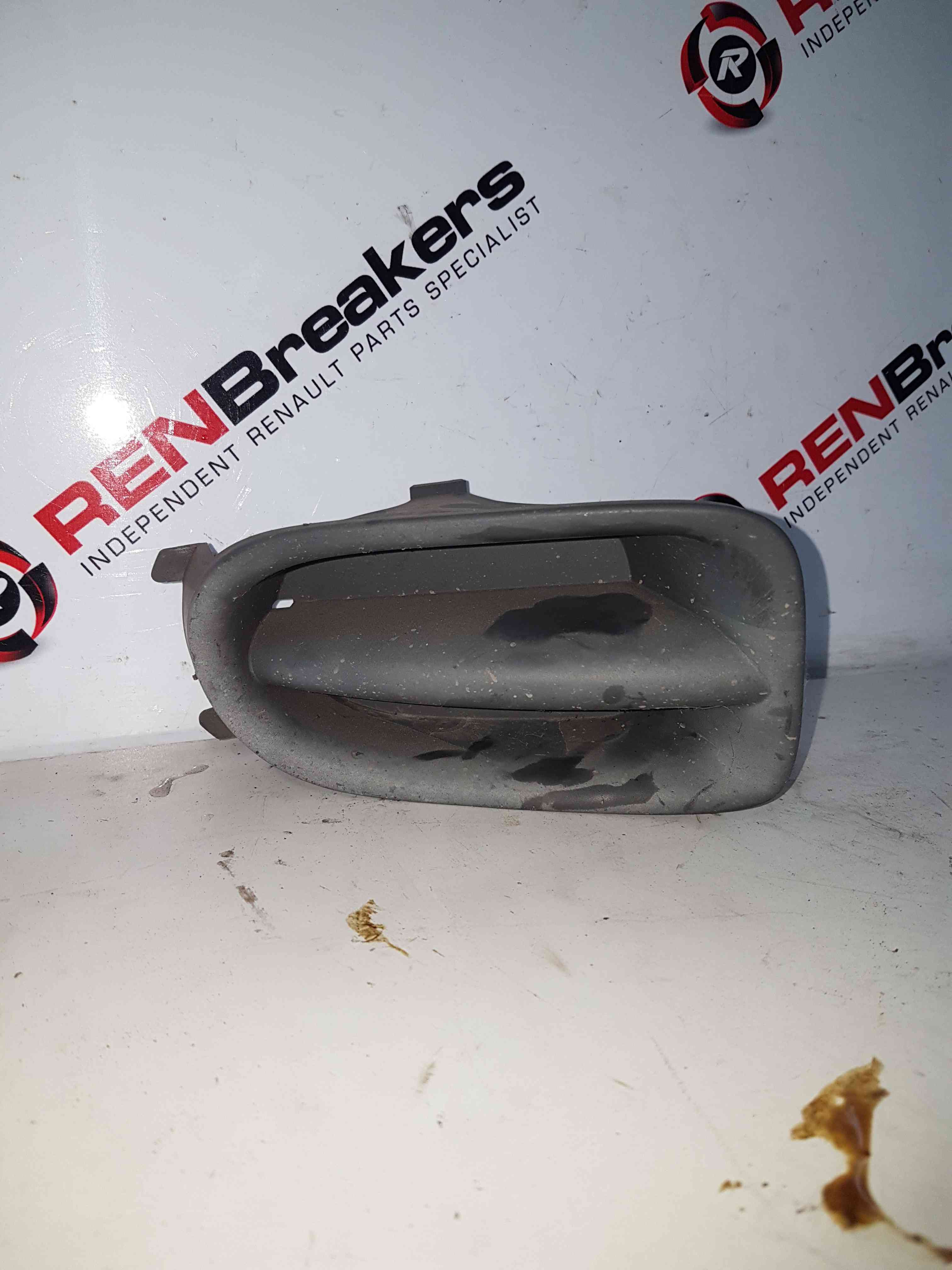 Thumb 11 Nissan Micra K11 1998-2002 Driver OSF Bumper Grill 