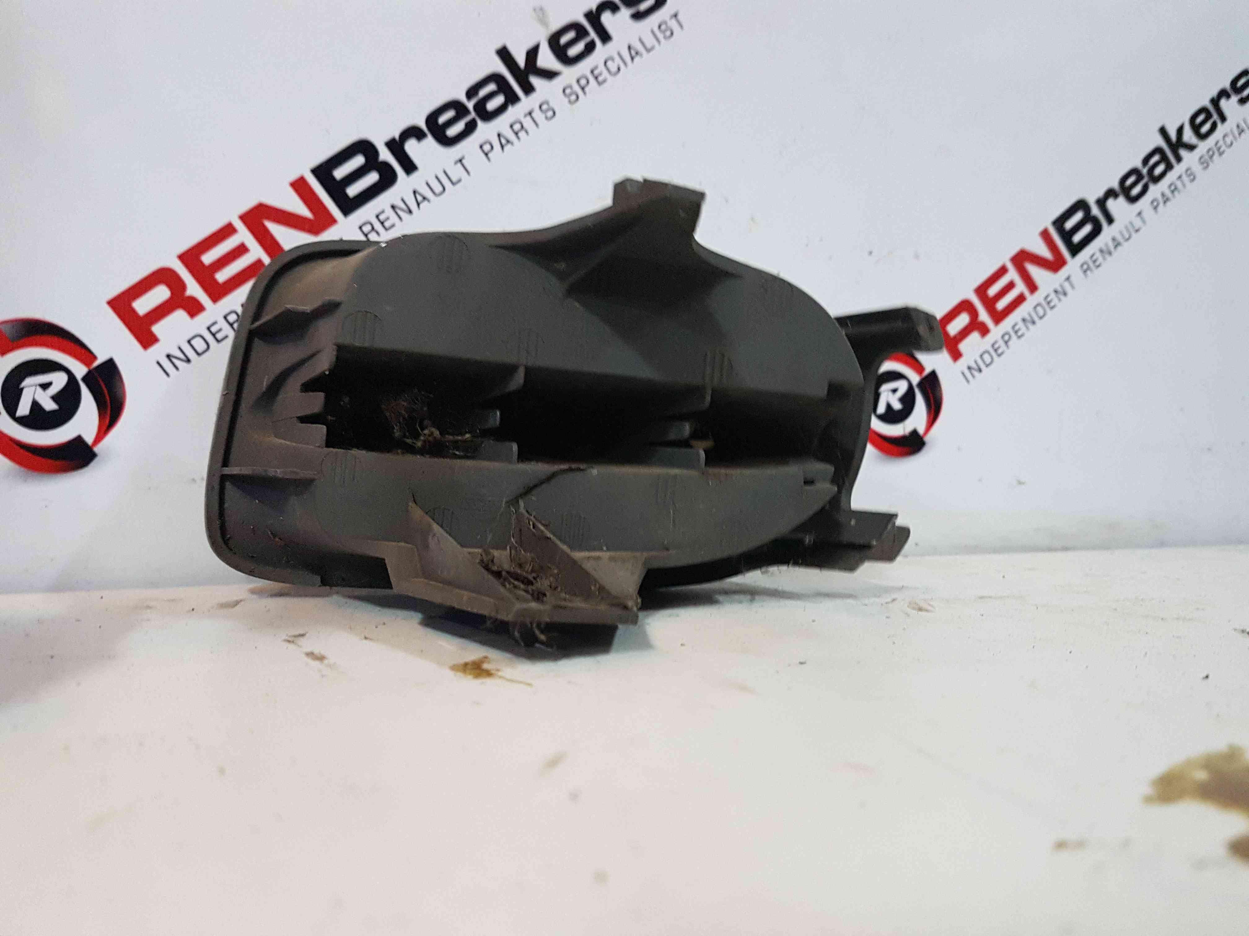 Thumb 4 Nissan Micra K11 1998-2002 Driver OSF Bumper Grill 