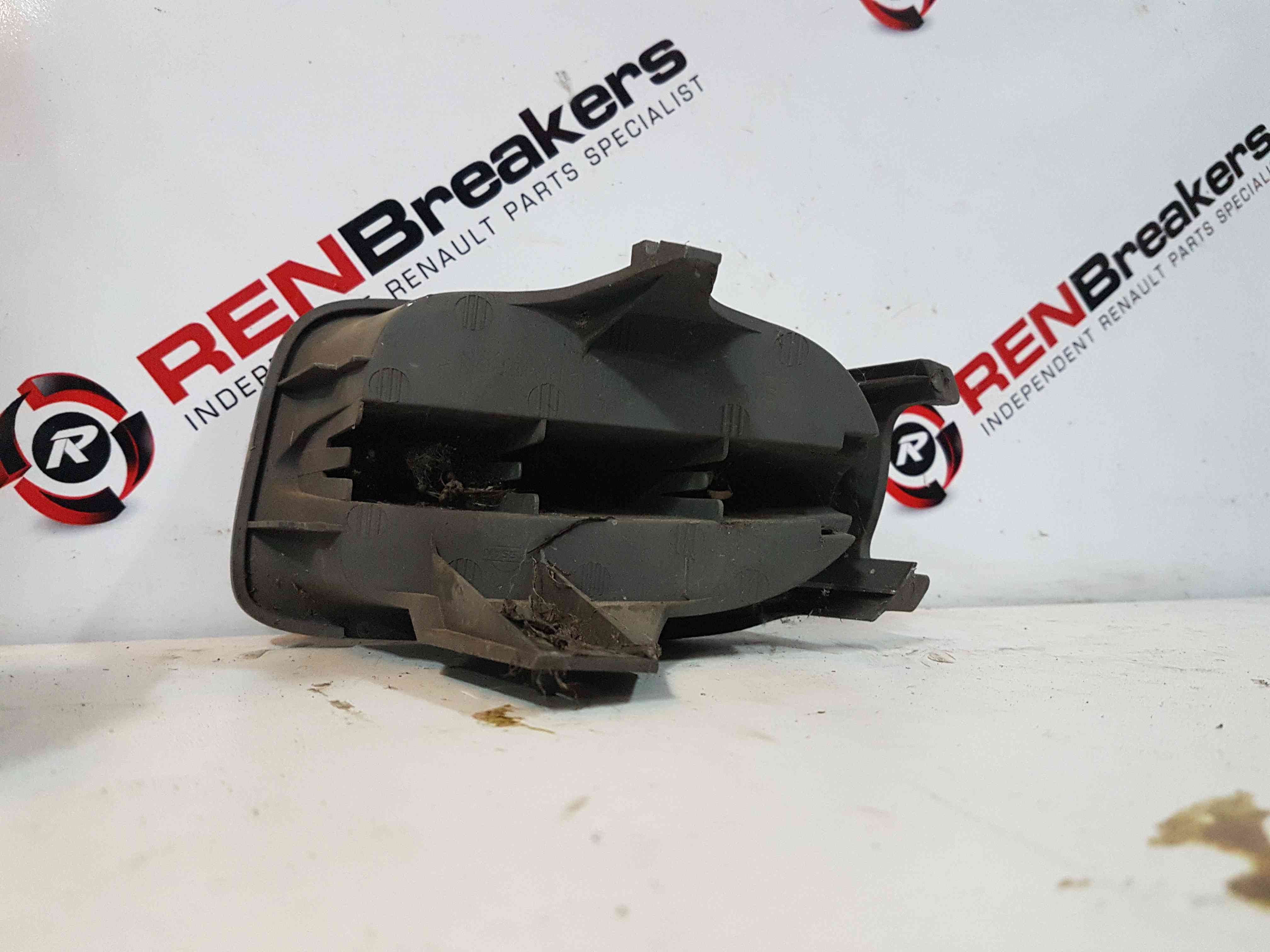 Thumb 5 Nissan Micra K11 1998-2002 Driver OSF Bumper Grill 
