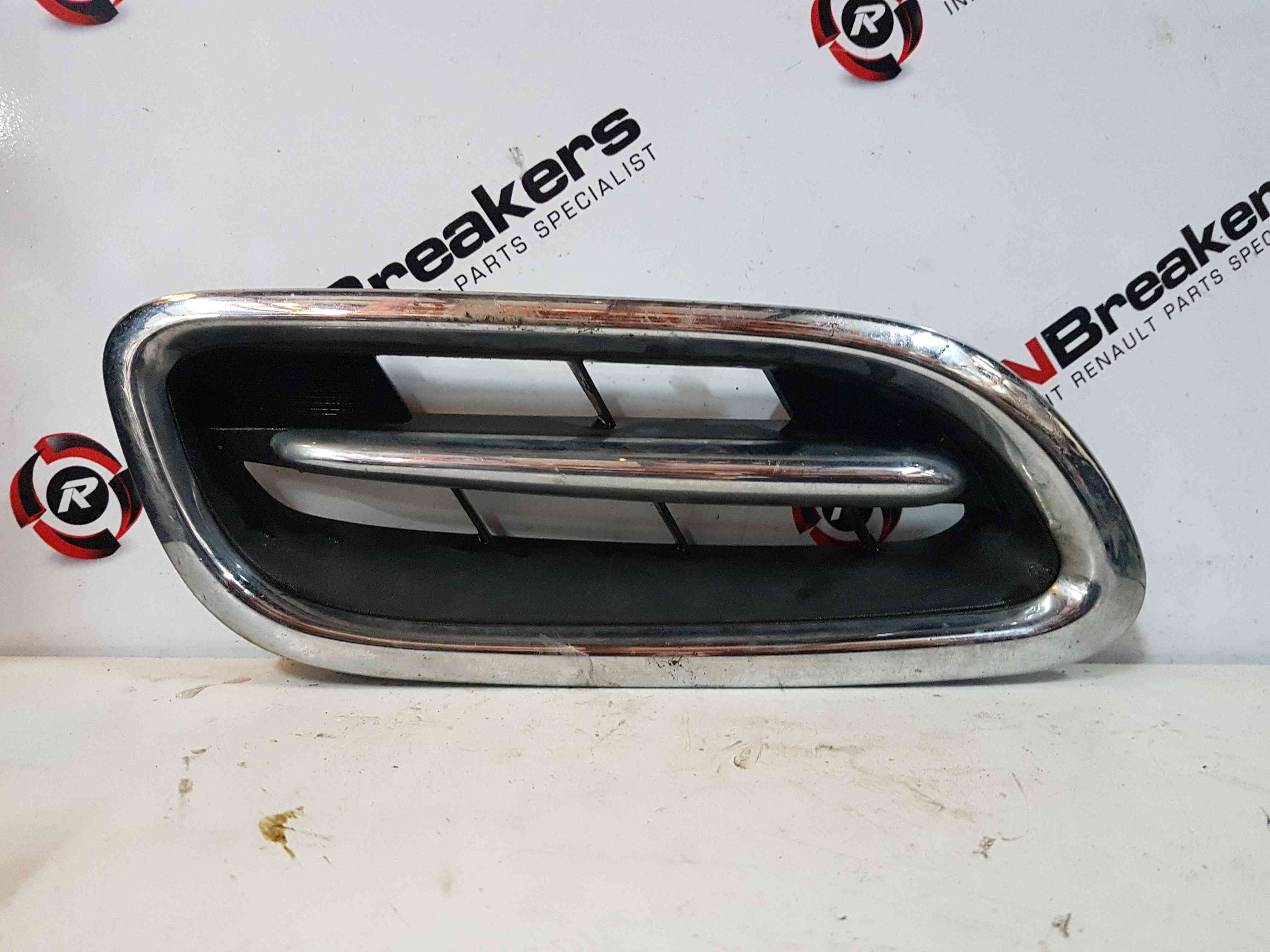 Thumb 9 Nissan Micra K11 1998-2002 Driver OSF Ns Bonnet Grill 623201F500