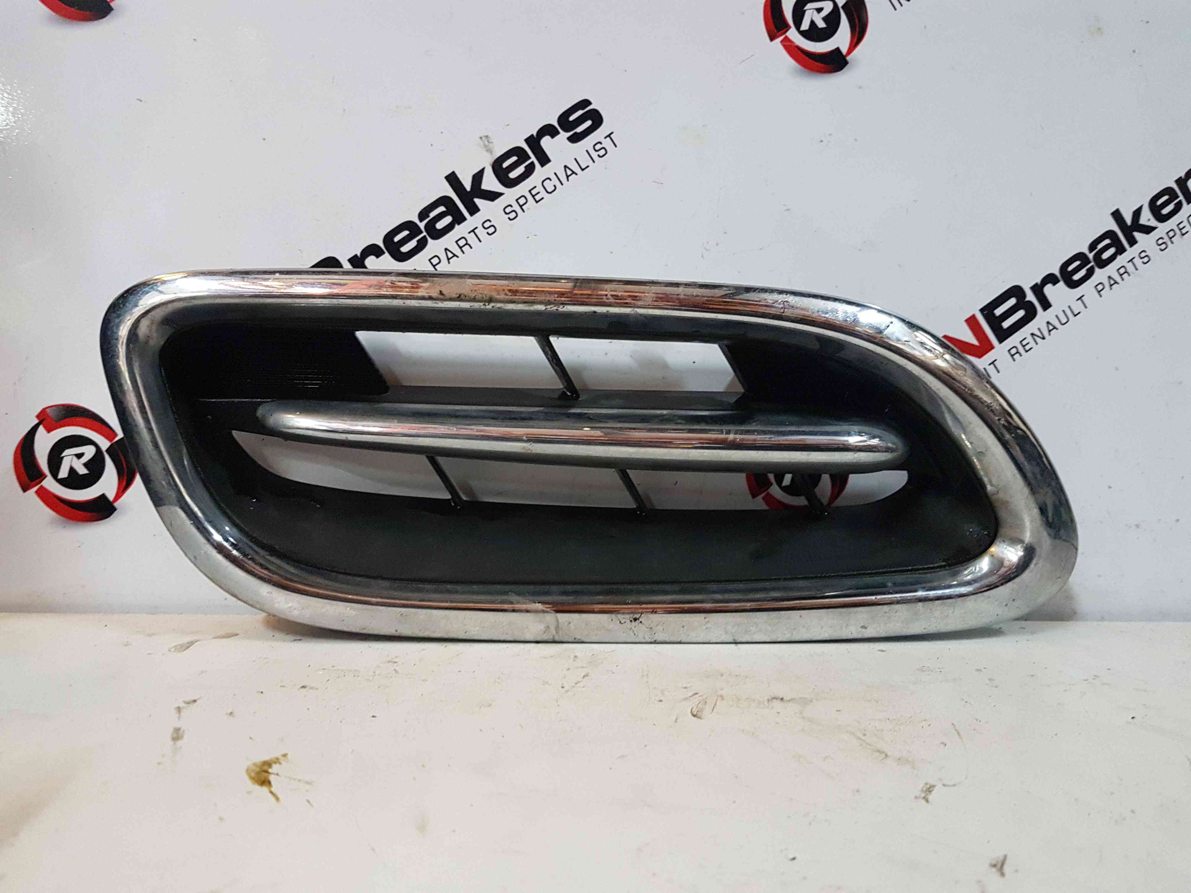 Thumb 10 Nissan Micra K11 1998-2002 Driver OSF Ns Bonnet Grill 623201F500