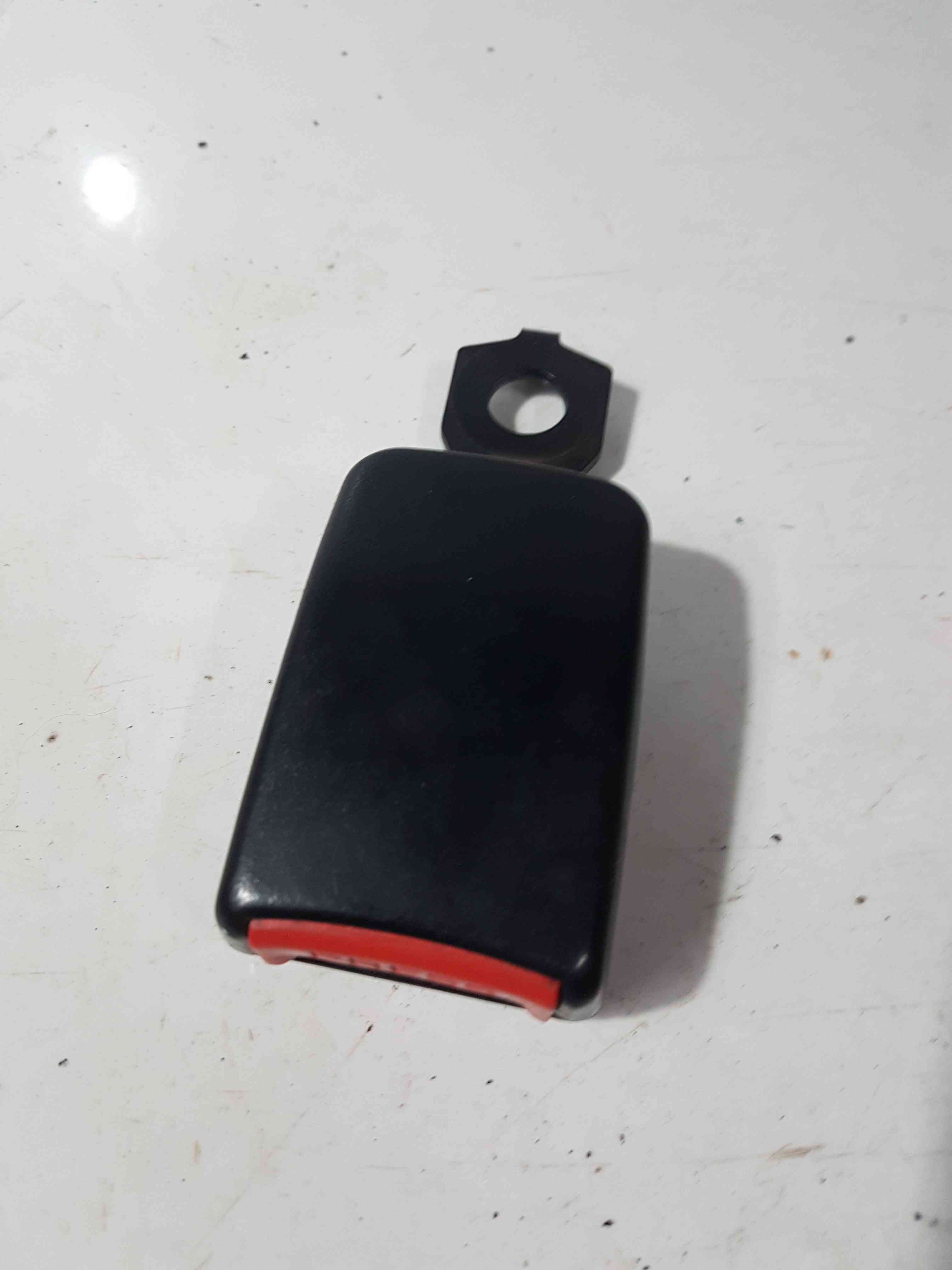 Thumb 6 Nissan Micra K11 1998-2002 Drivers OSF Front Buckle Clip 868421F500