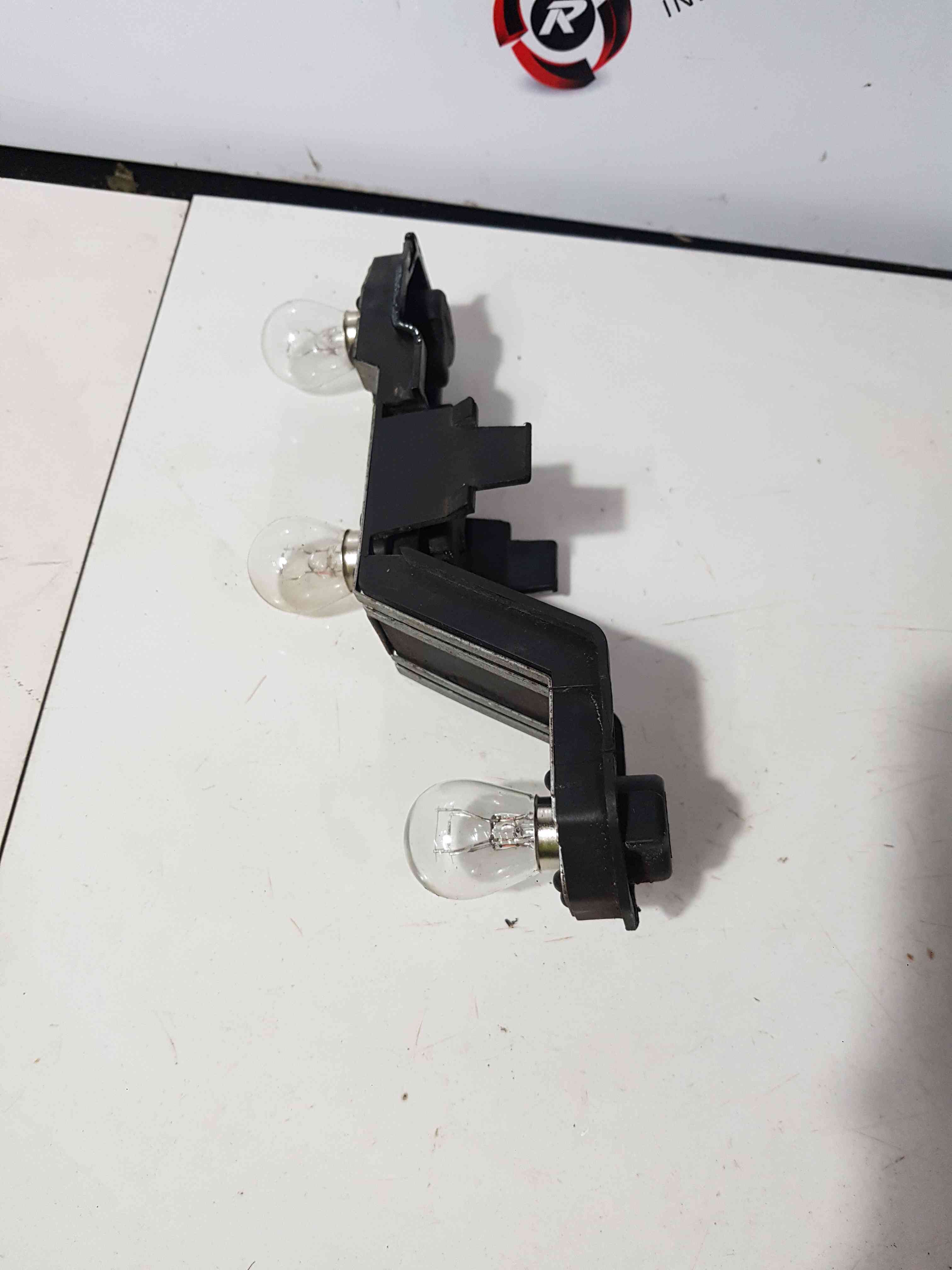 Thumb 5 Nissan Micra K11 1998-2002 Drivers OSR Rear Bulb Holder