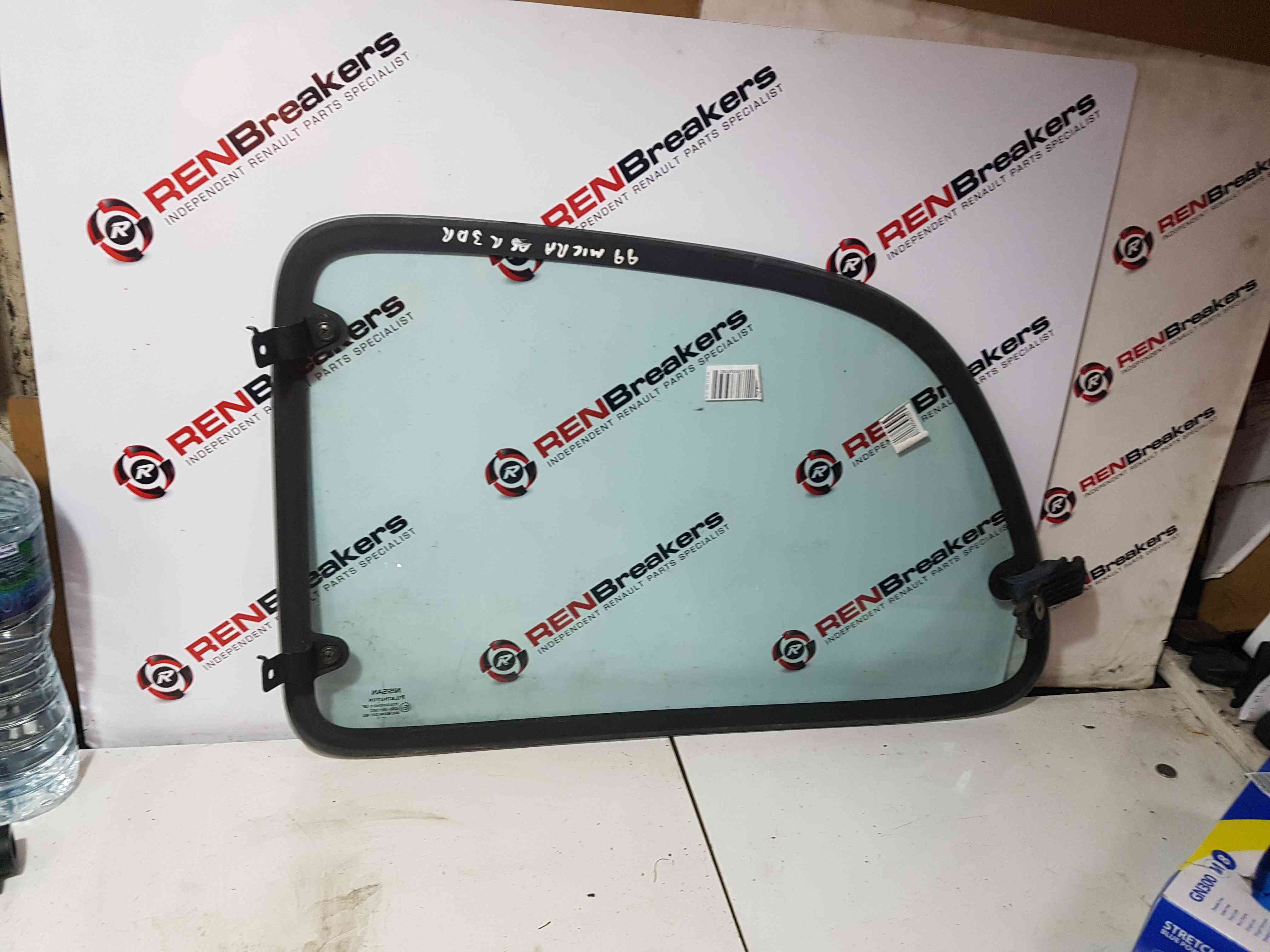 Thumb 5 Nissan Micra K11 1998-2002 Drivers OSR Rear Window Glass 3Dr 3 door