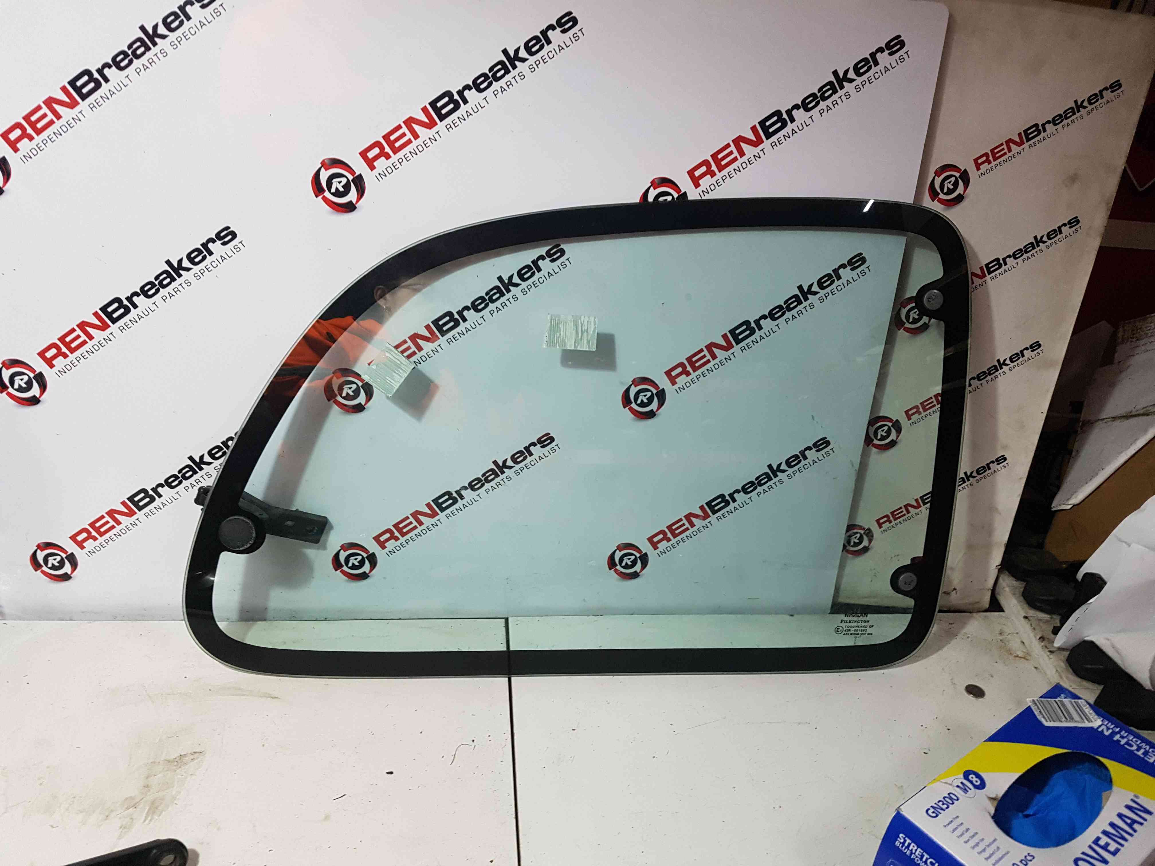 Thumb 7 Nissan Micra K11 1998-2002 Drivers OSR Rear Window Glass 3Dr 3 door