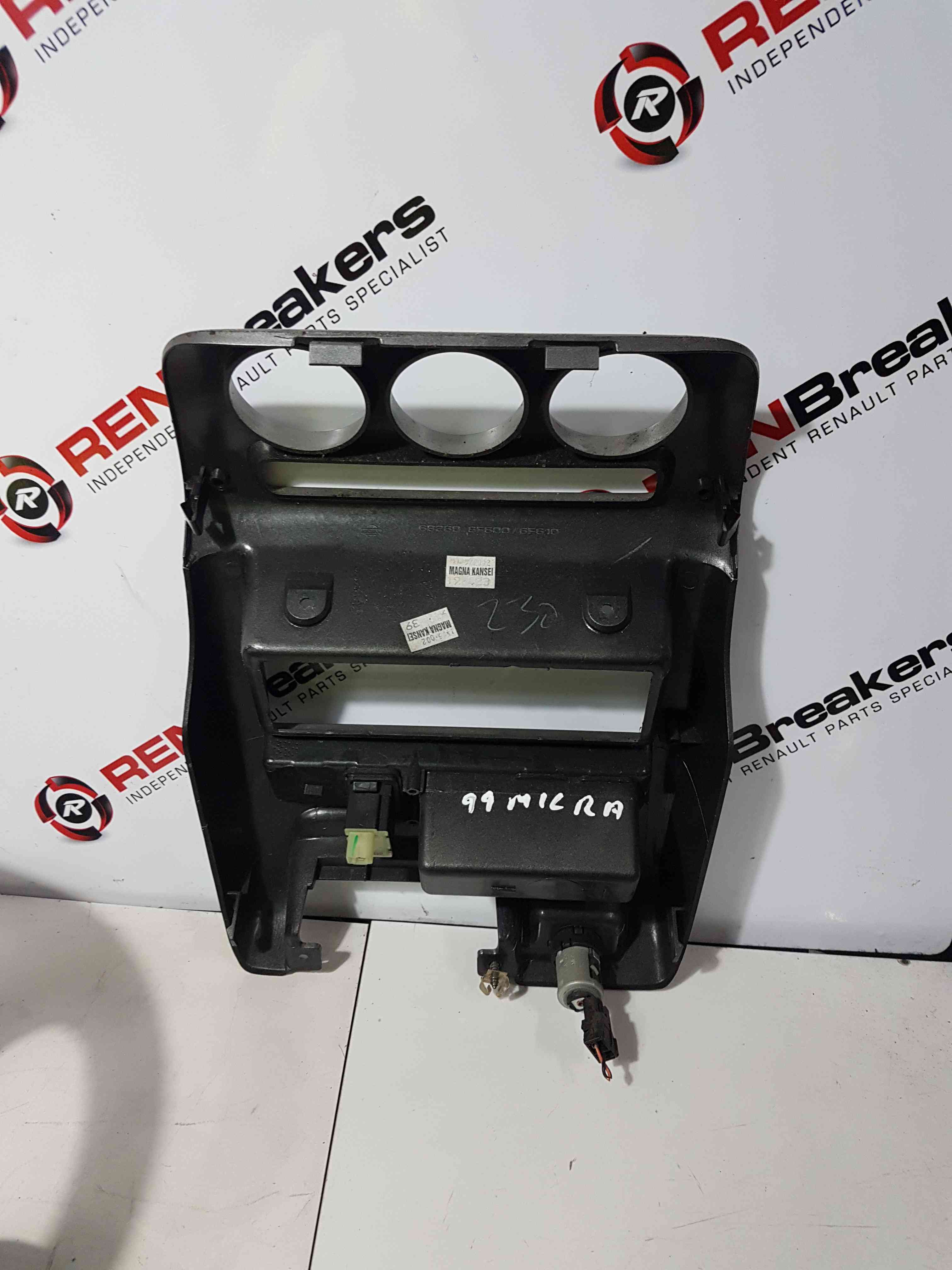 Thumb 5 Nissan Micra K11 1998-2002 Heater Controls Centre Surround Silver Trim