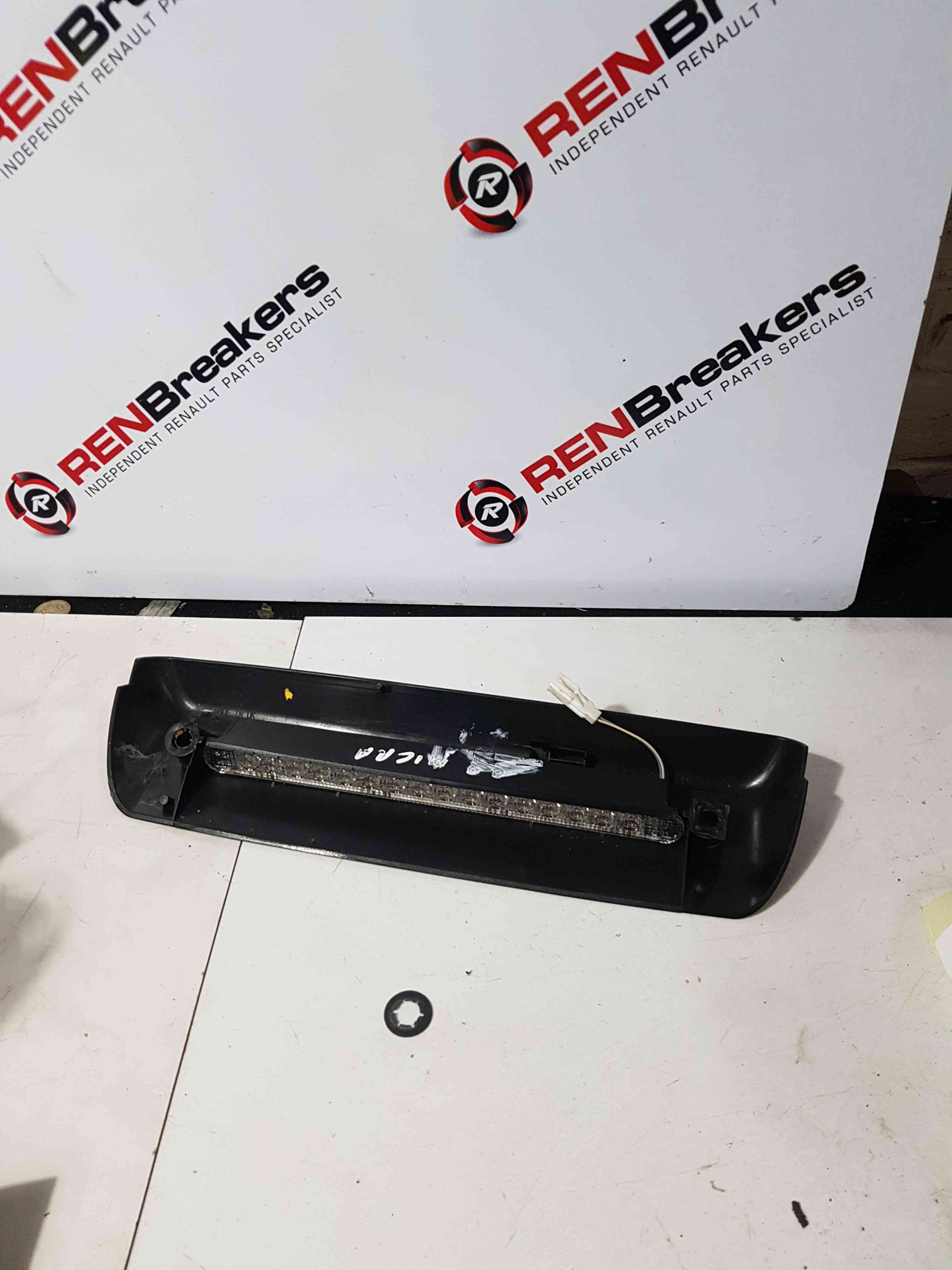 Thumb 5 Nissan Micra K11 1998-2002 High Level Brake Light