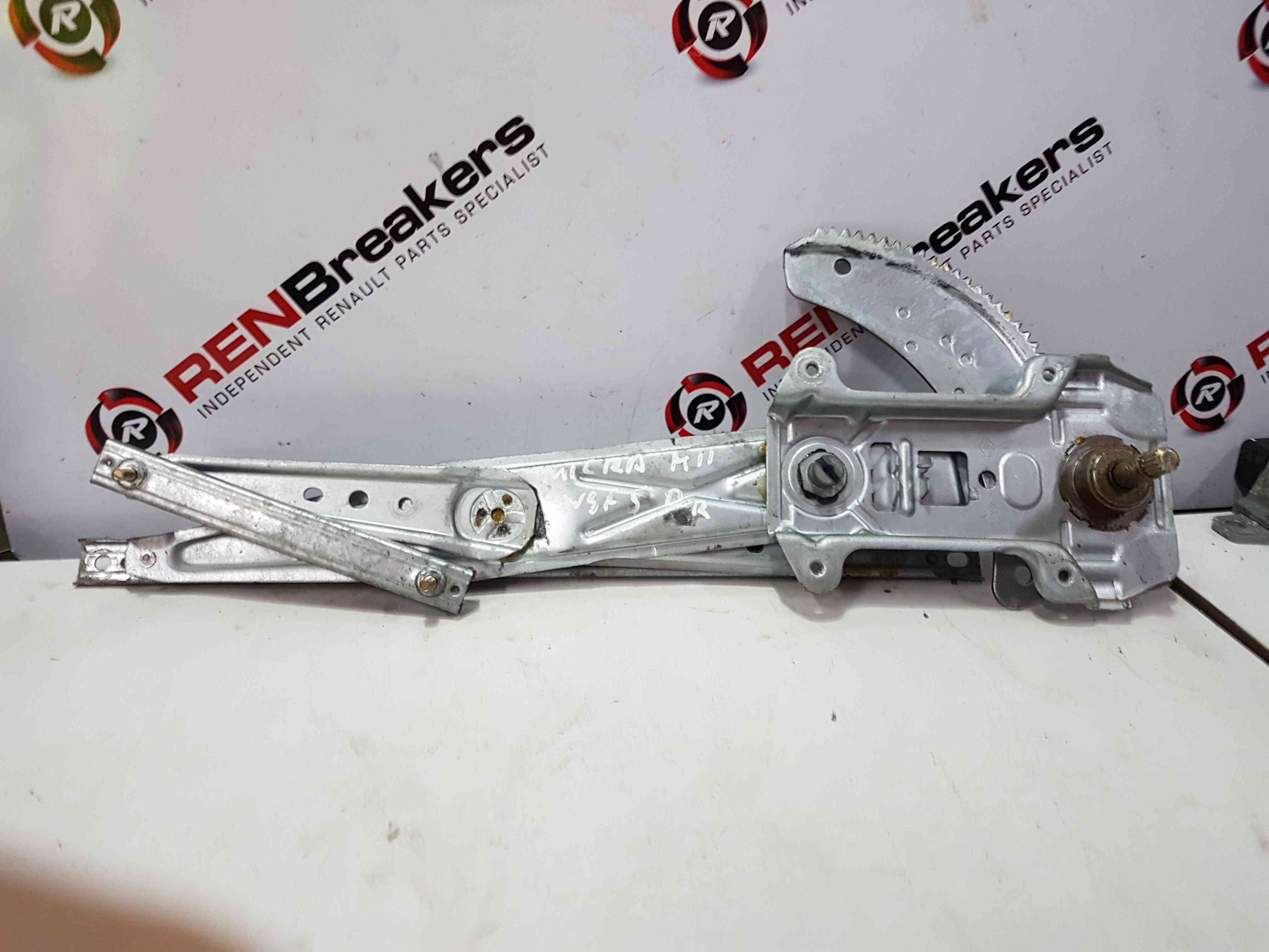 Thumb 2 Nissan Micra K11 1998-2002 Passener NSF Front Window Regulator 5 Door