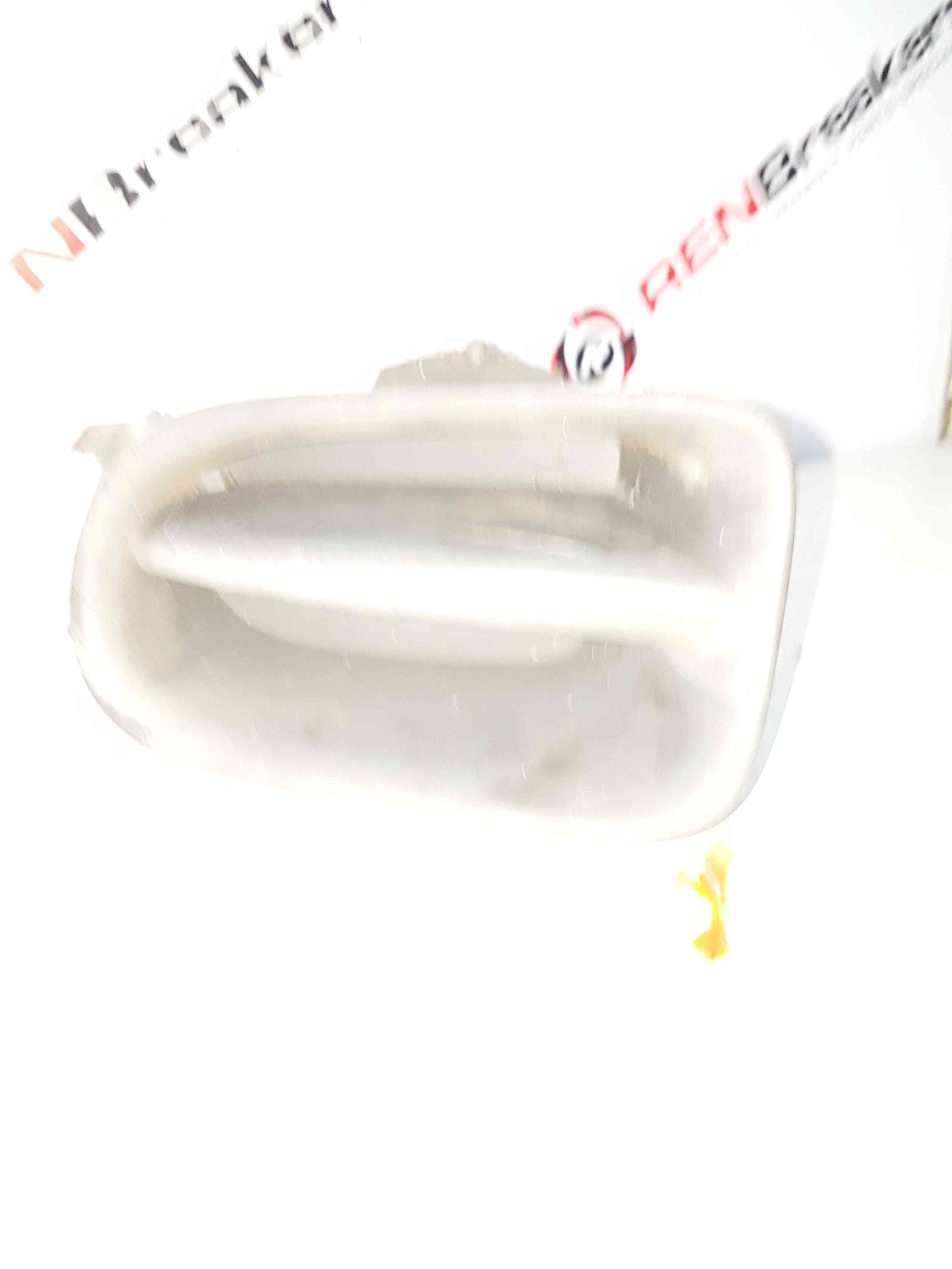 Thumb 2 Nissan Micra K11 1998-2002 Passenger NSF Bumper Grill 622571f500