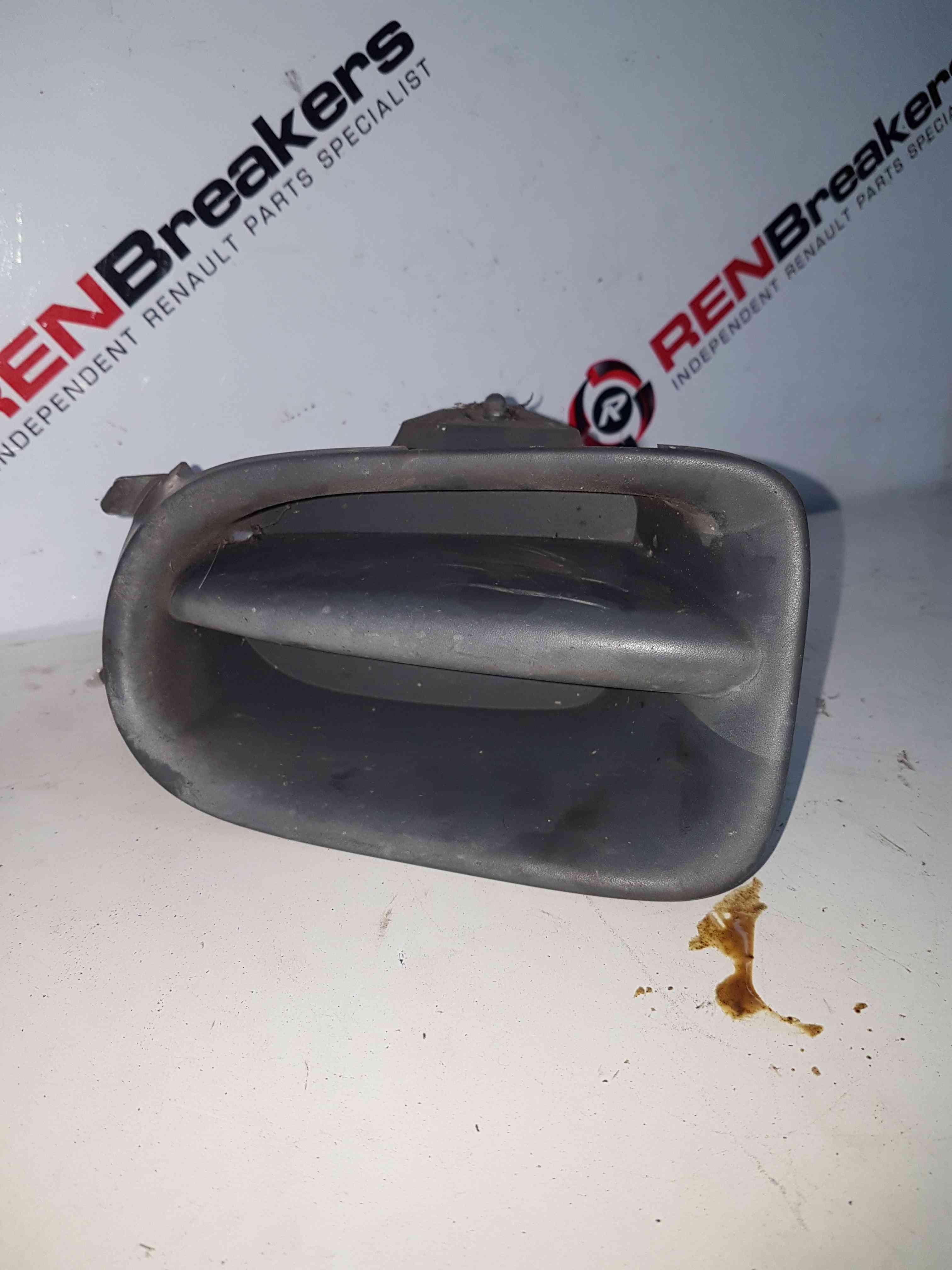 Thumb 3 Nissan Micra K11 1998-2002 Passenger NSF Bumper Grill 622571f500