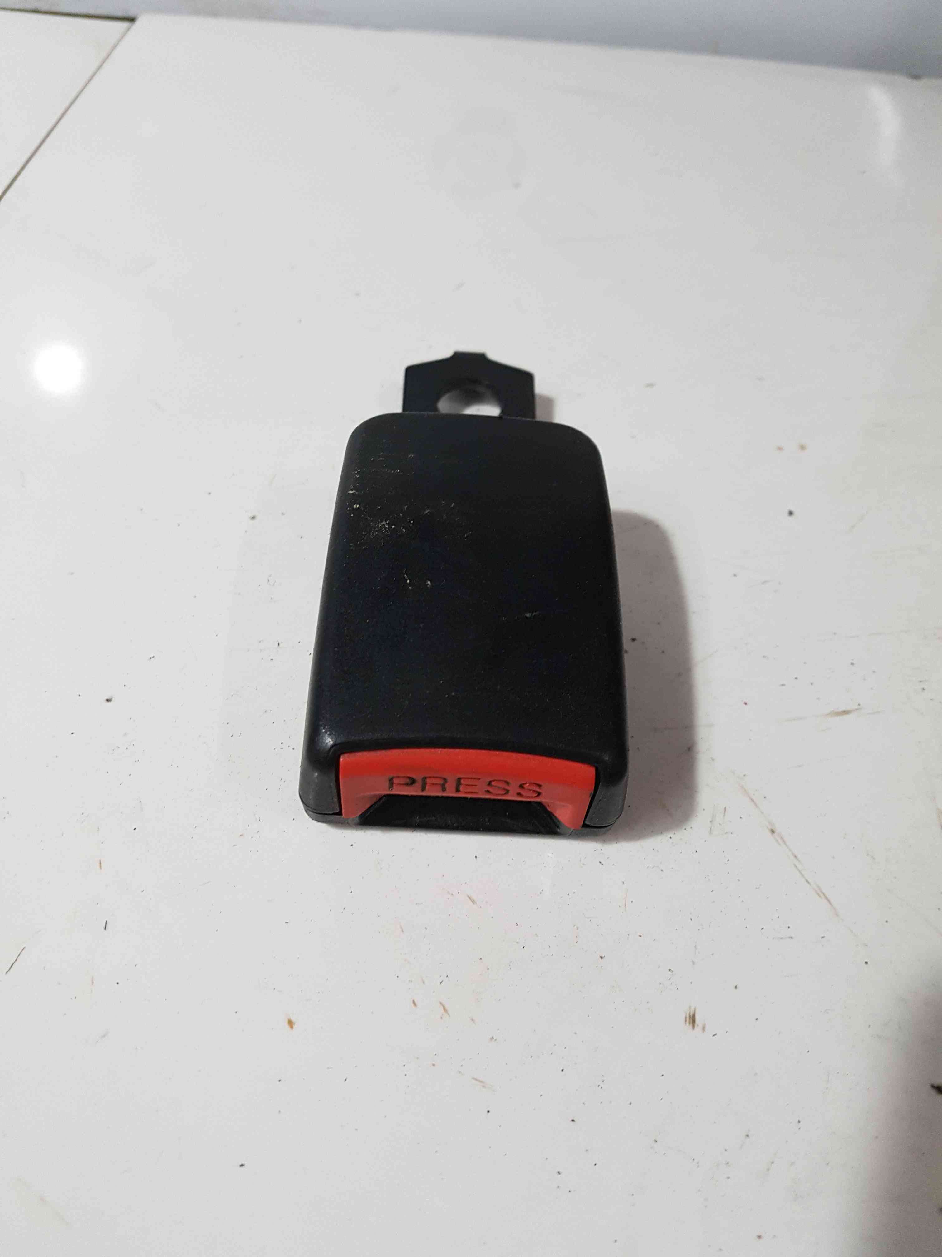 Thumb 2 Nissan Micra K11 1998-2002 Passenger NSF Front Buckle Clip 868421F500