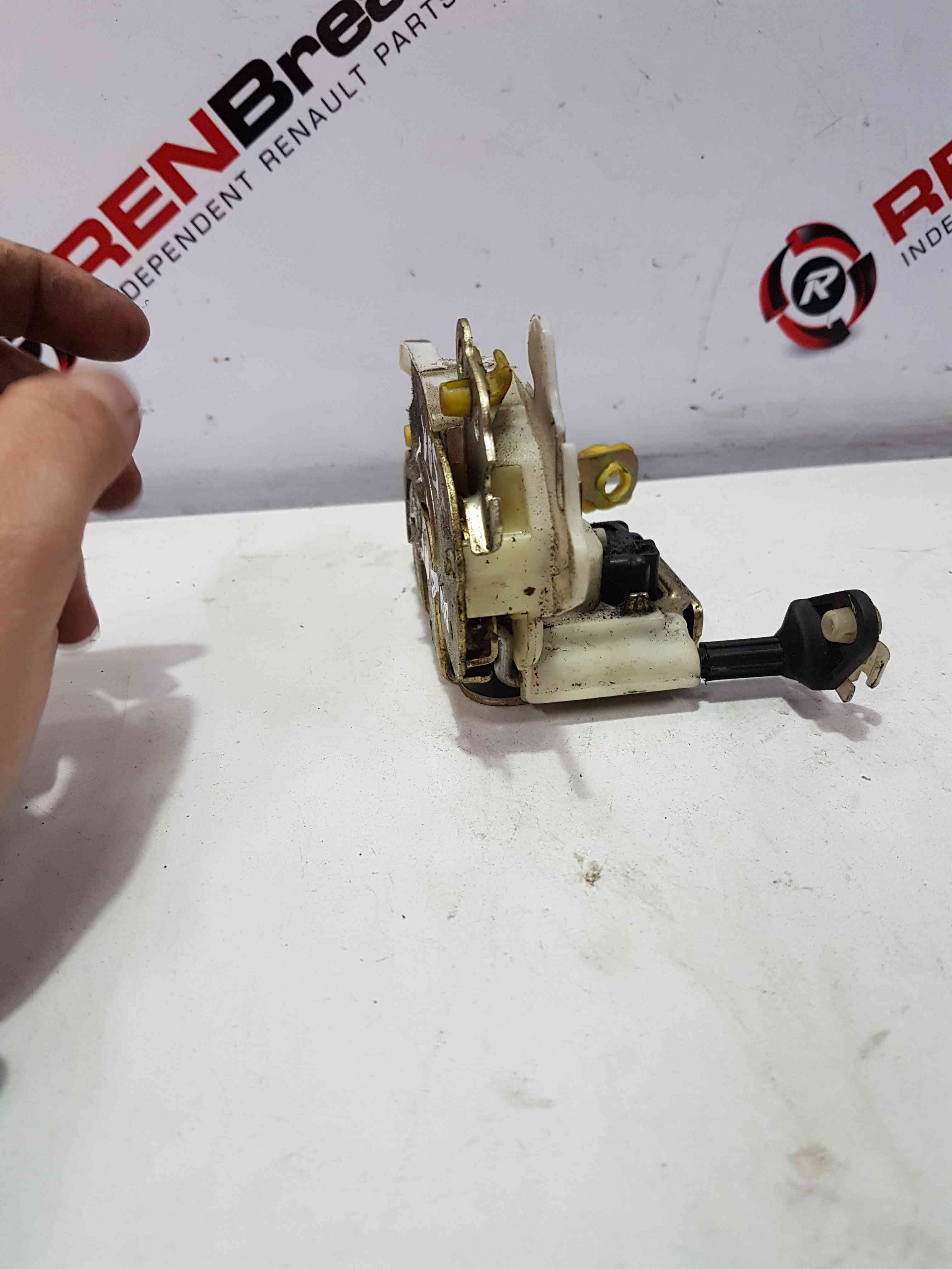 Thumb 10 Nissan Micra K11 1998-2002 Passenger NSF Front Door Lock Mechanism 5Dr