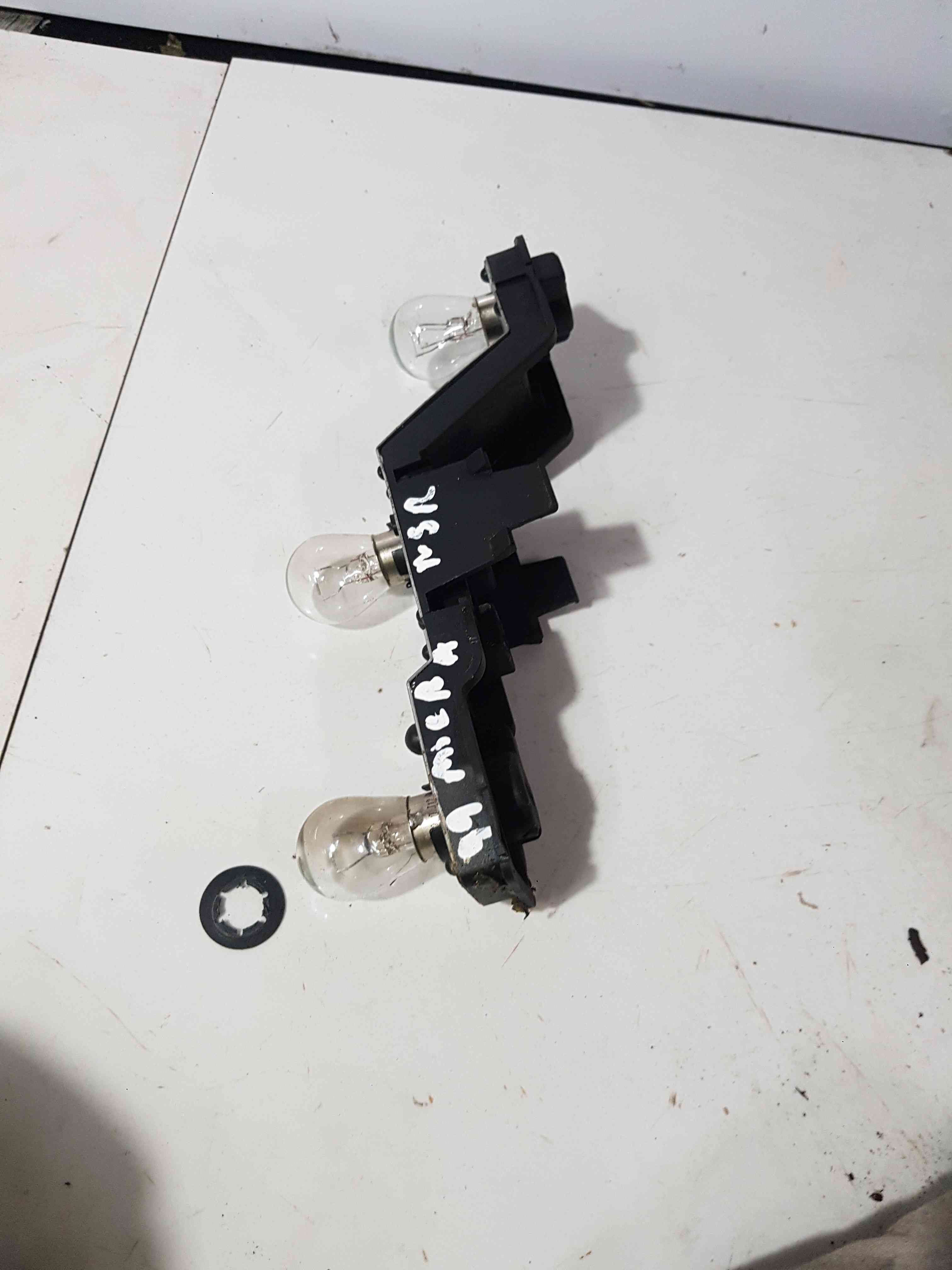 Thumb 6 Nissan Micra K11 1998-2002 Passenger NSR Rear Bulb Holder