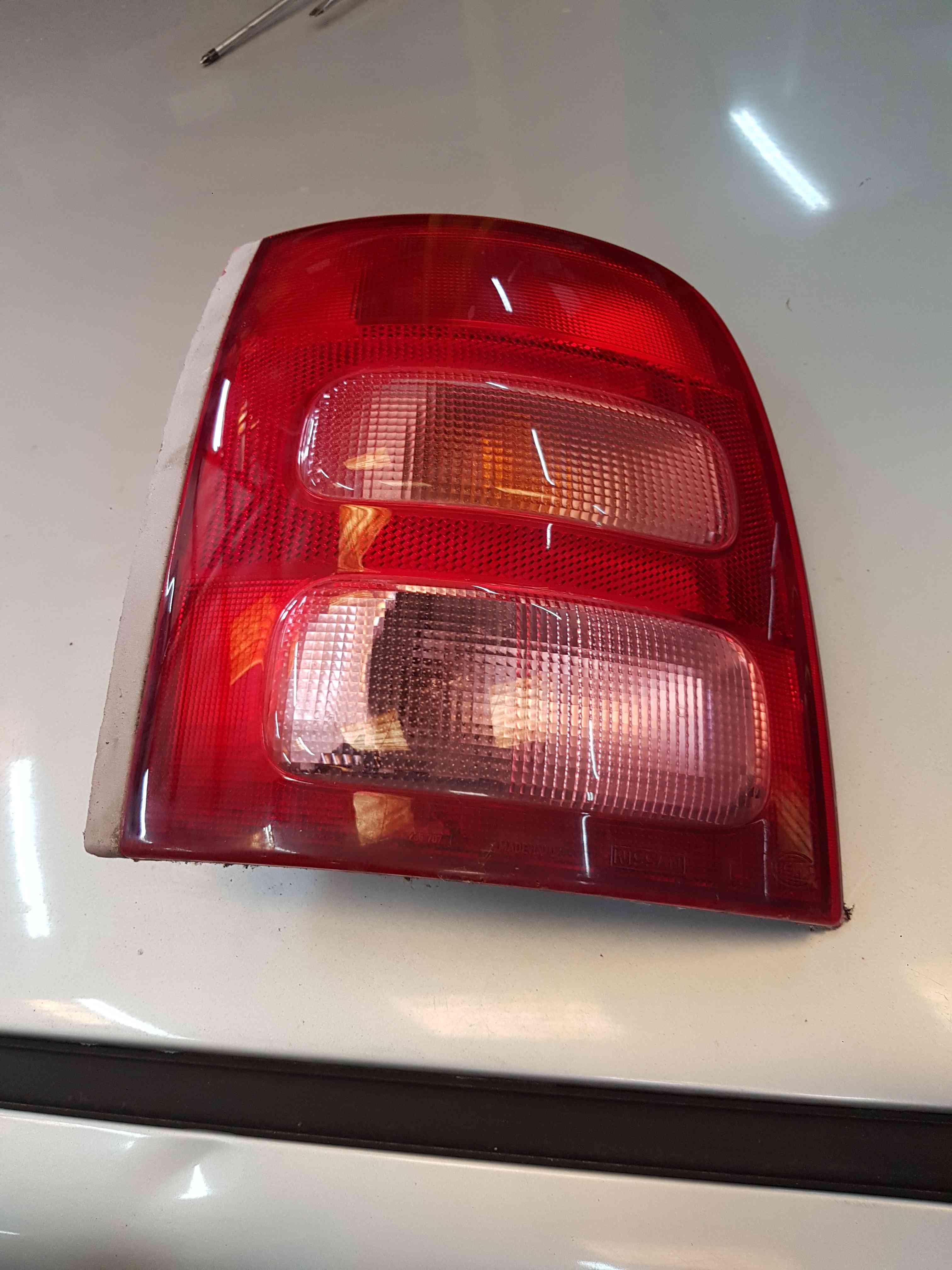 Thumb 2 Nissan Micra K11 1998-2002 Passenger NSR Rear Light
