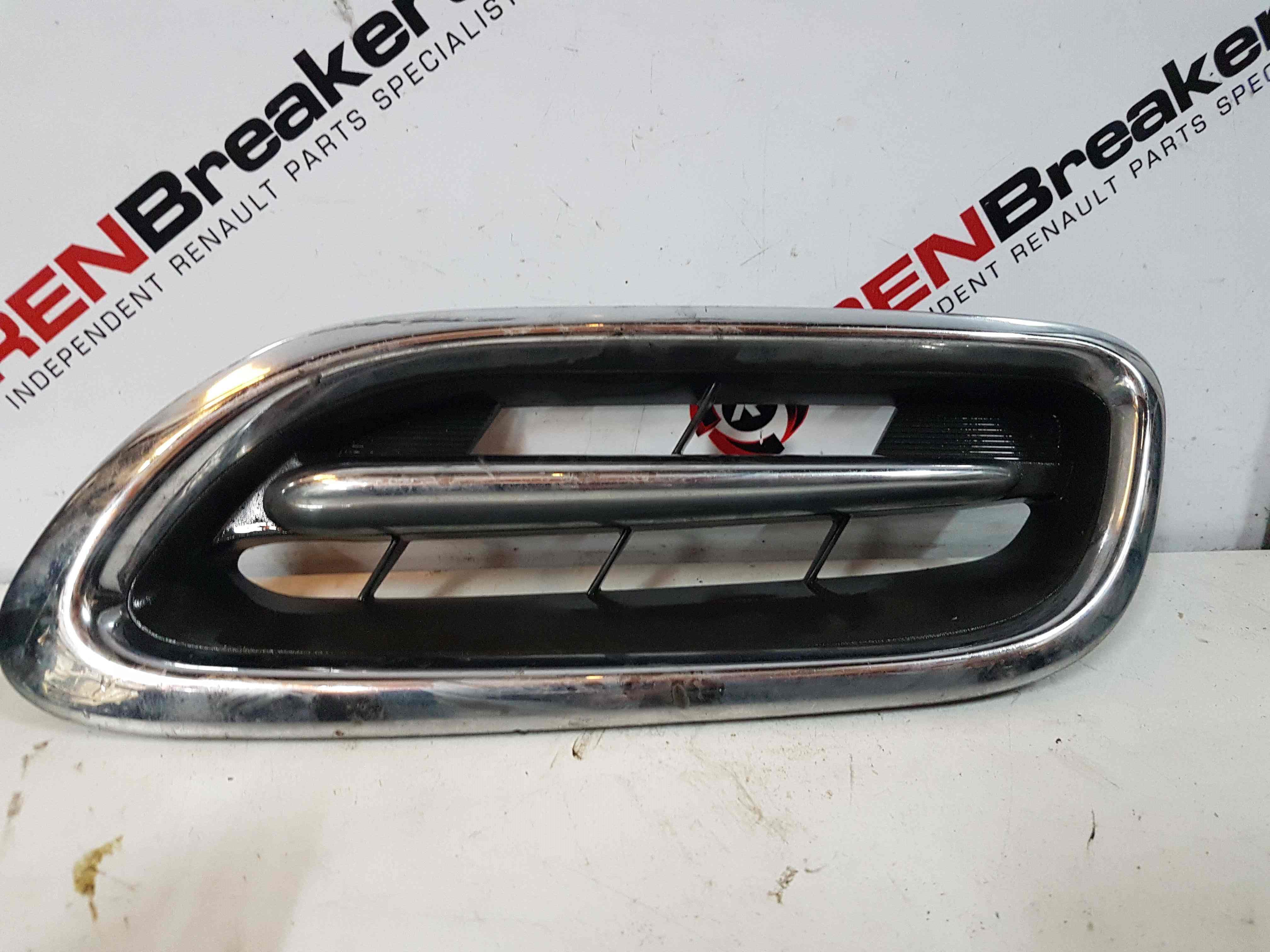 Thumb 11 Nissan Micra K11 1998-2002 Passnger NSF ns Bonnet Grill 623301f500