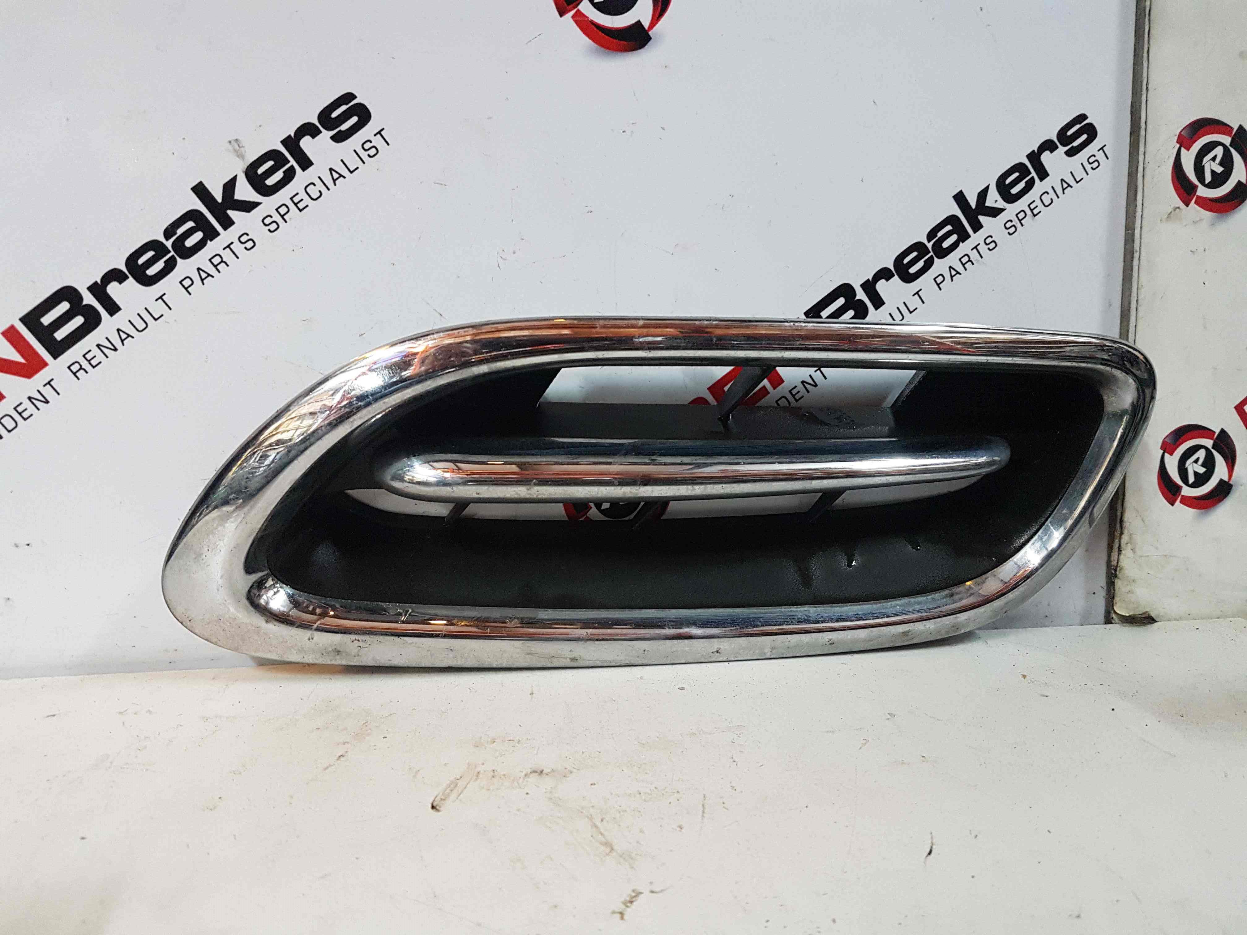 Thumb 3 Nissan Micra K11 1998-2002 Passnger NSF ns Bonnet Grill 623301f500
