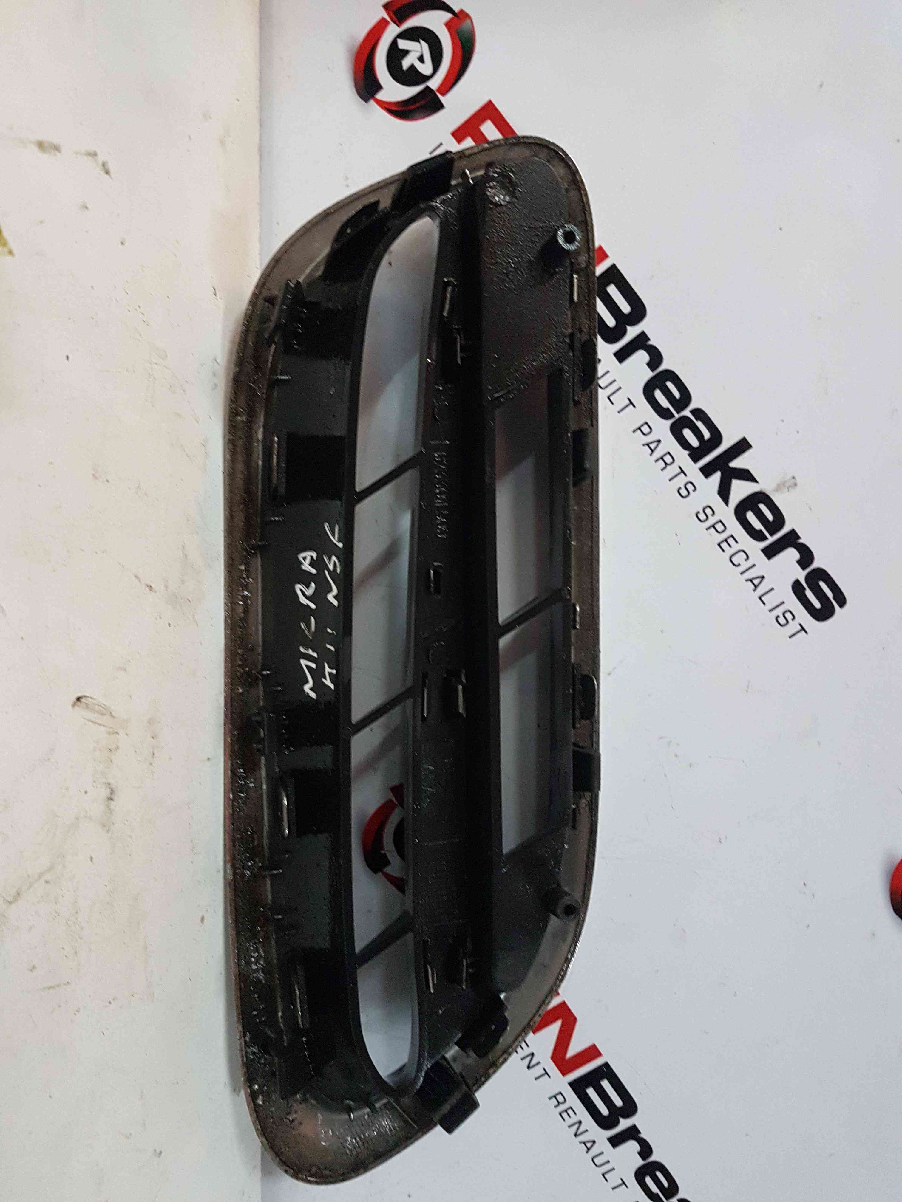 Thumb 6 Nissan Micra K11 1998-2002 Passnger NSF ns Bonnet Grill 623301f500