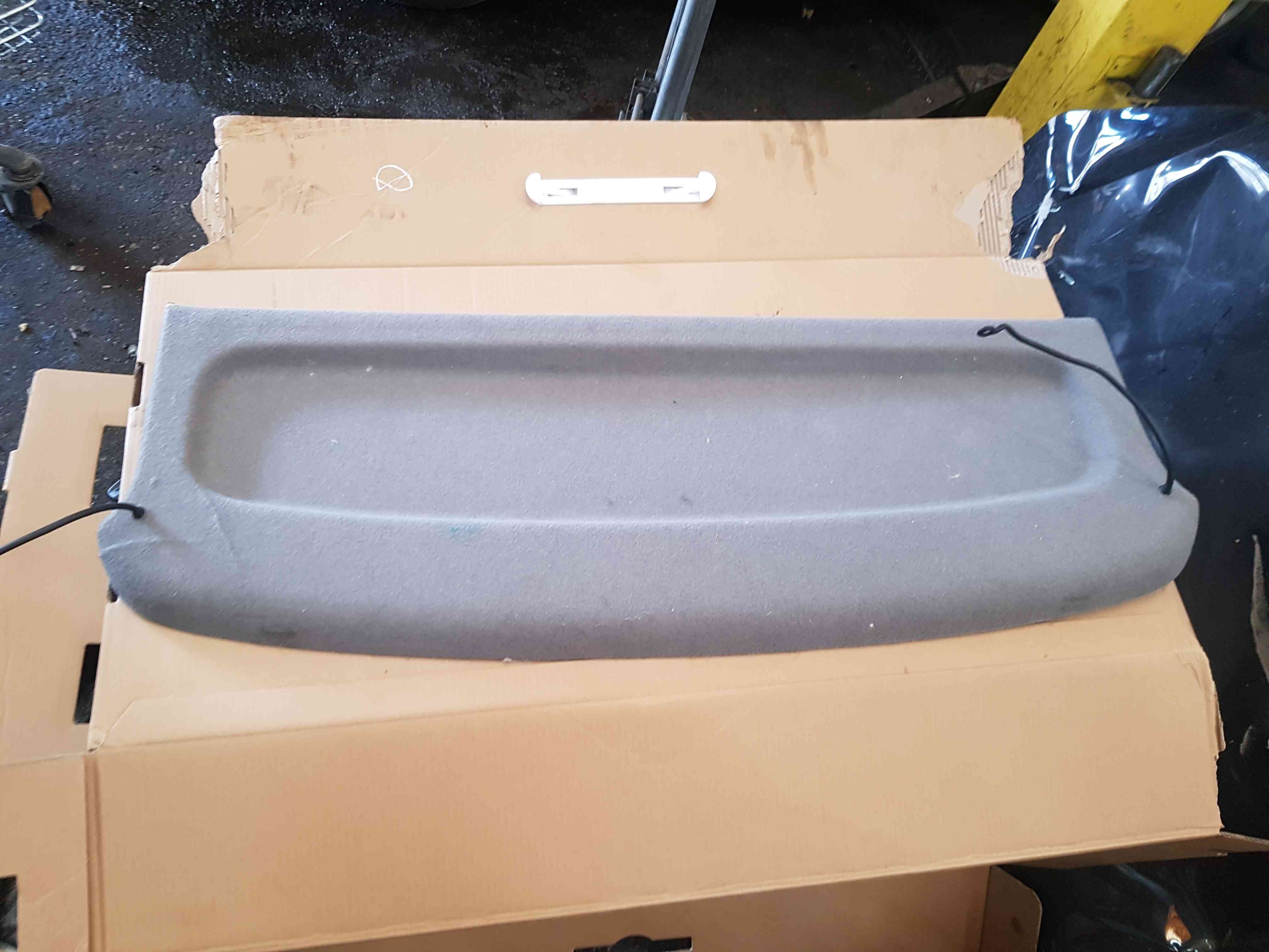 Thumb 2 Nissan Micra K11 1998-2002 Rear Parcel Shelf 