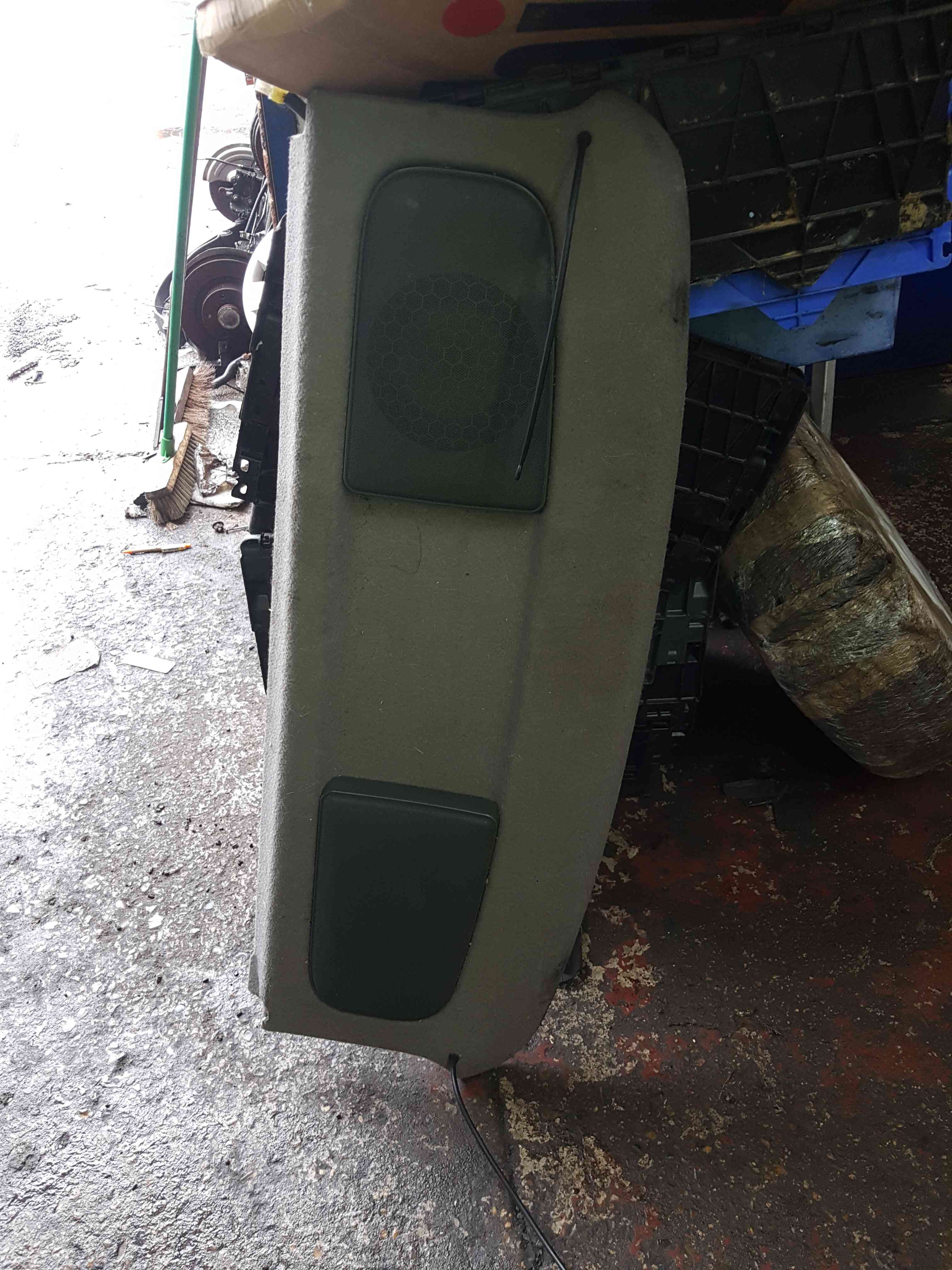 Thumb 3 Nissan Micra K11 1998-2002 Rear Parcel Shelf With Speakers