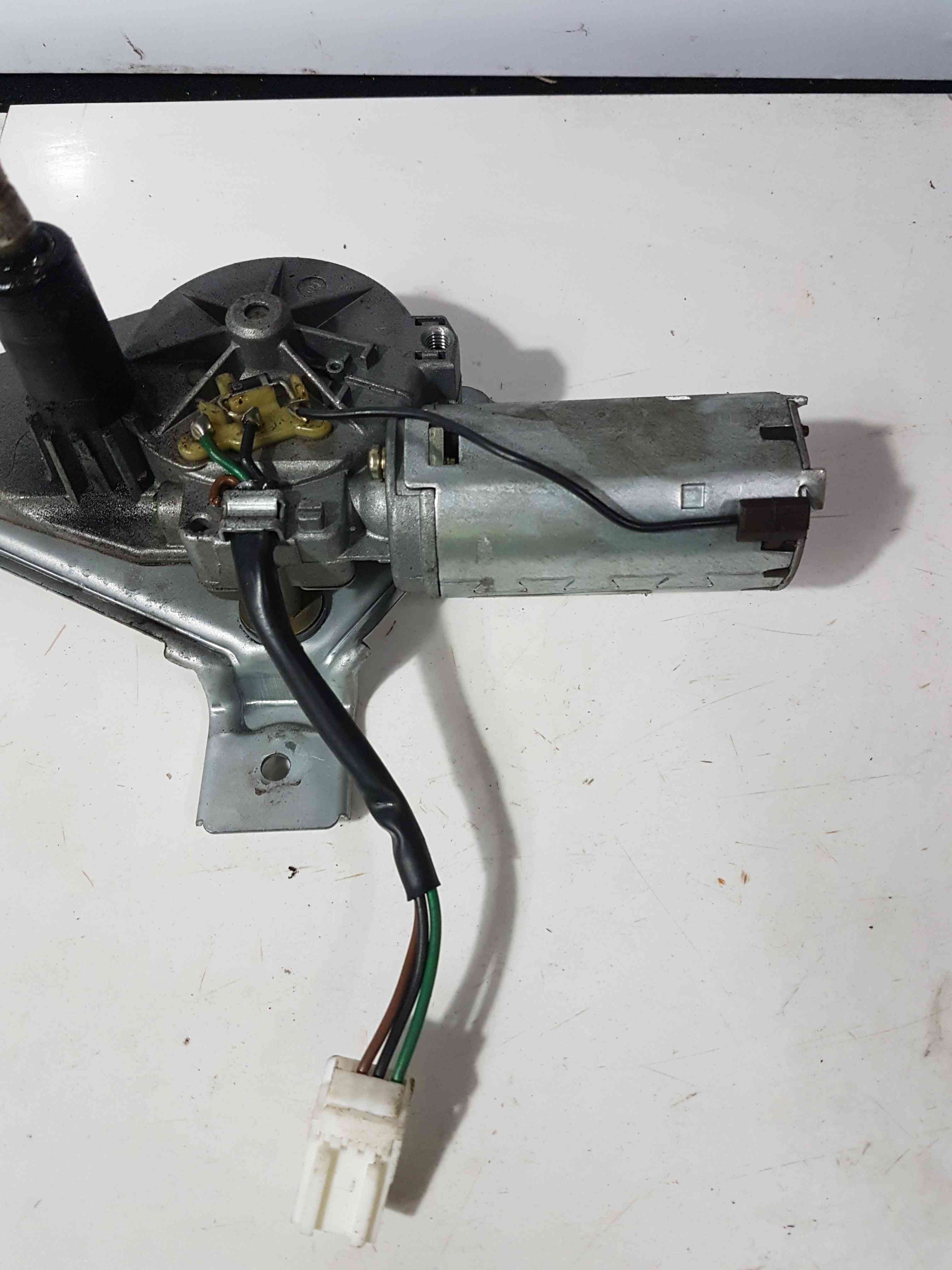 Thumb 3 Nissan Micra K11 1998-2002 Rear Wiper Motor 287101F500