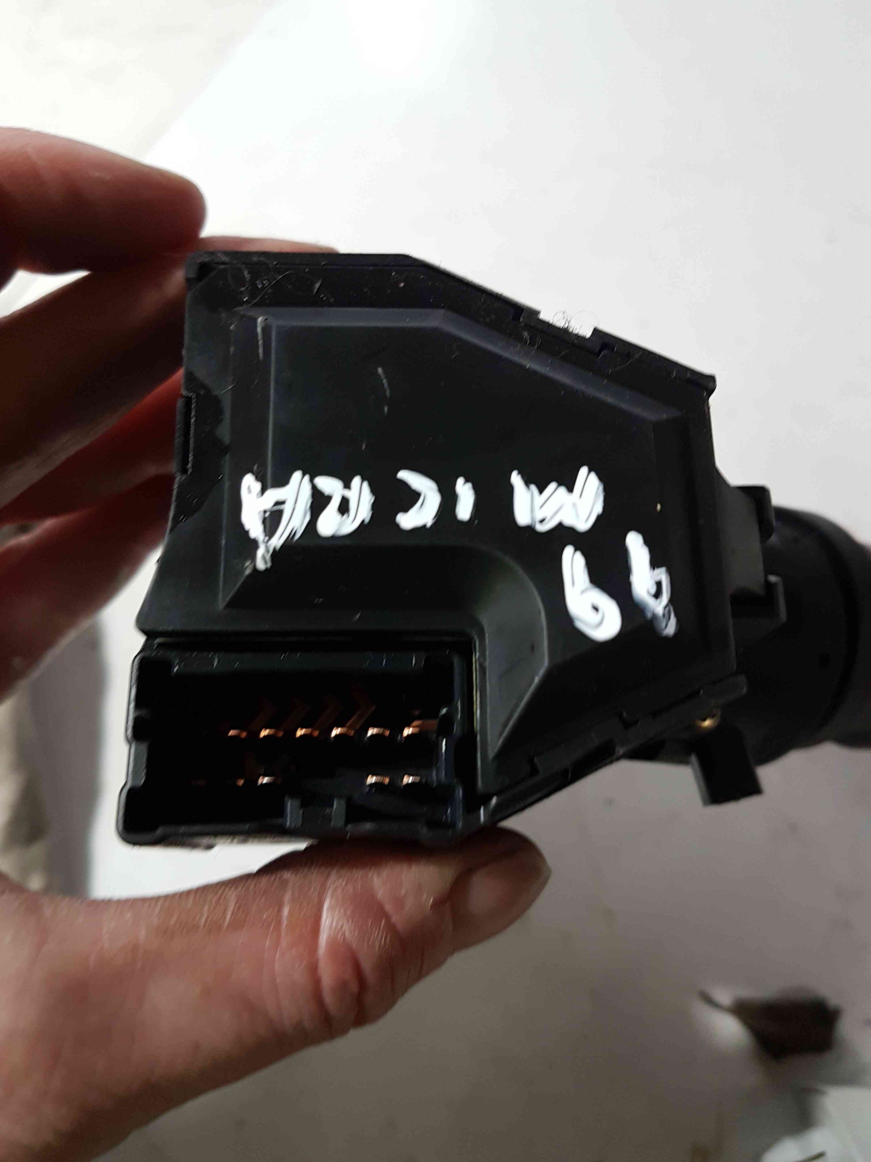 Thumb 3 Nissan Micra K11 1998-2002 Windscreen Washer Stalk