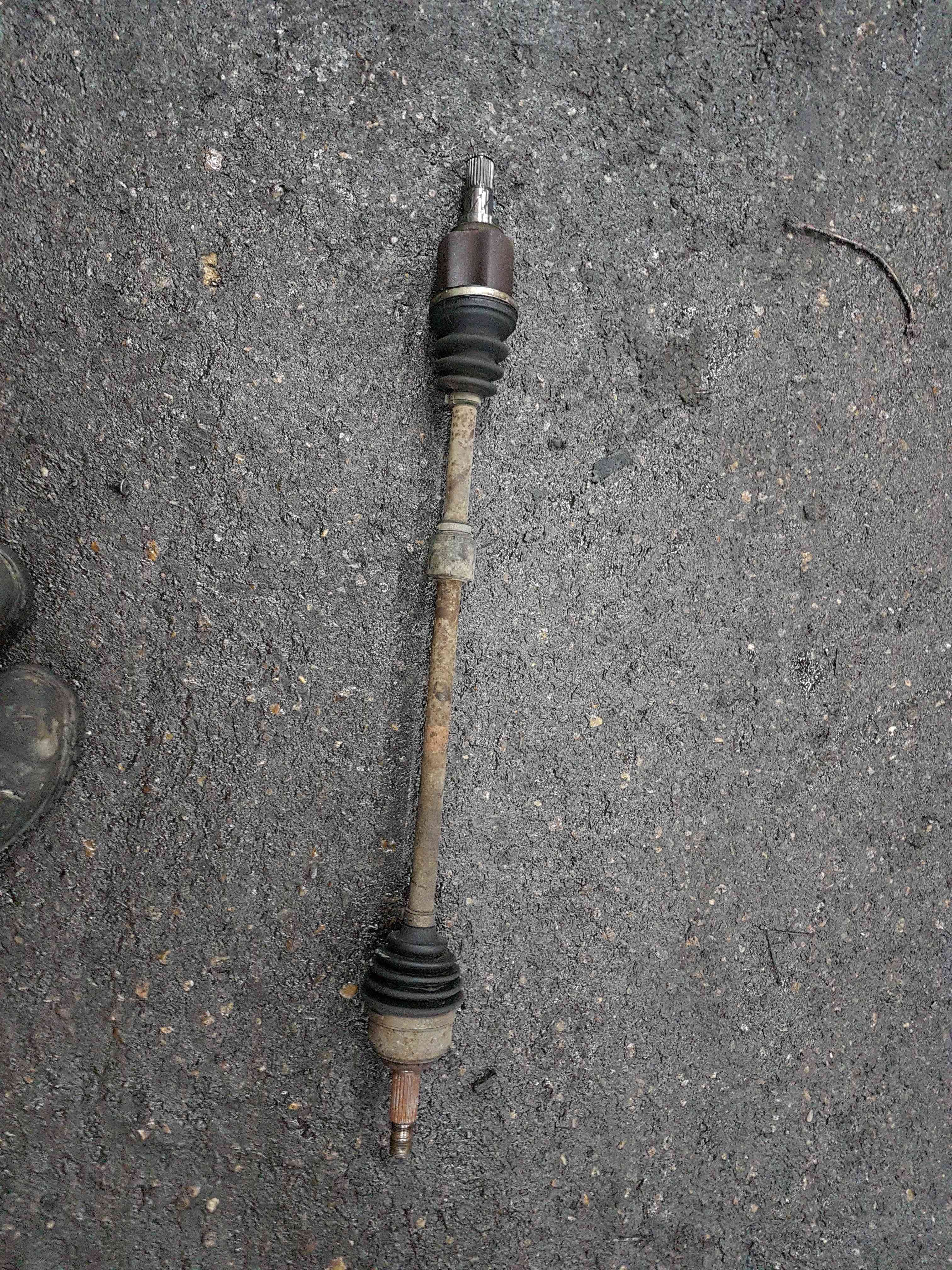 Thumb 2 Nissan Micra K12 2002-2010 1.2L 16V Drivers OSF Front Driveshaft