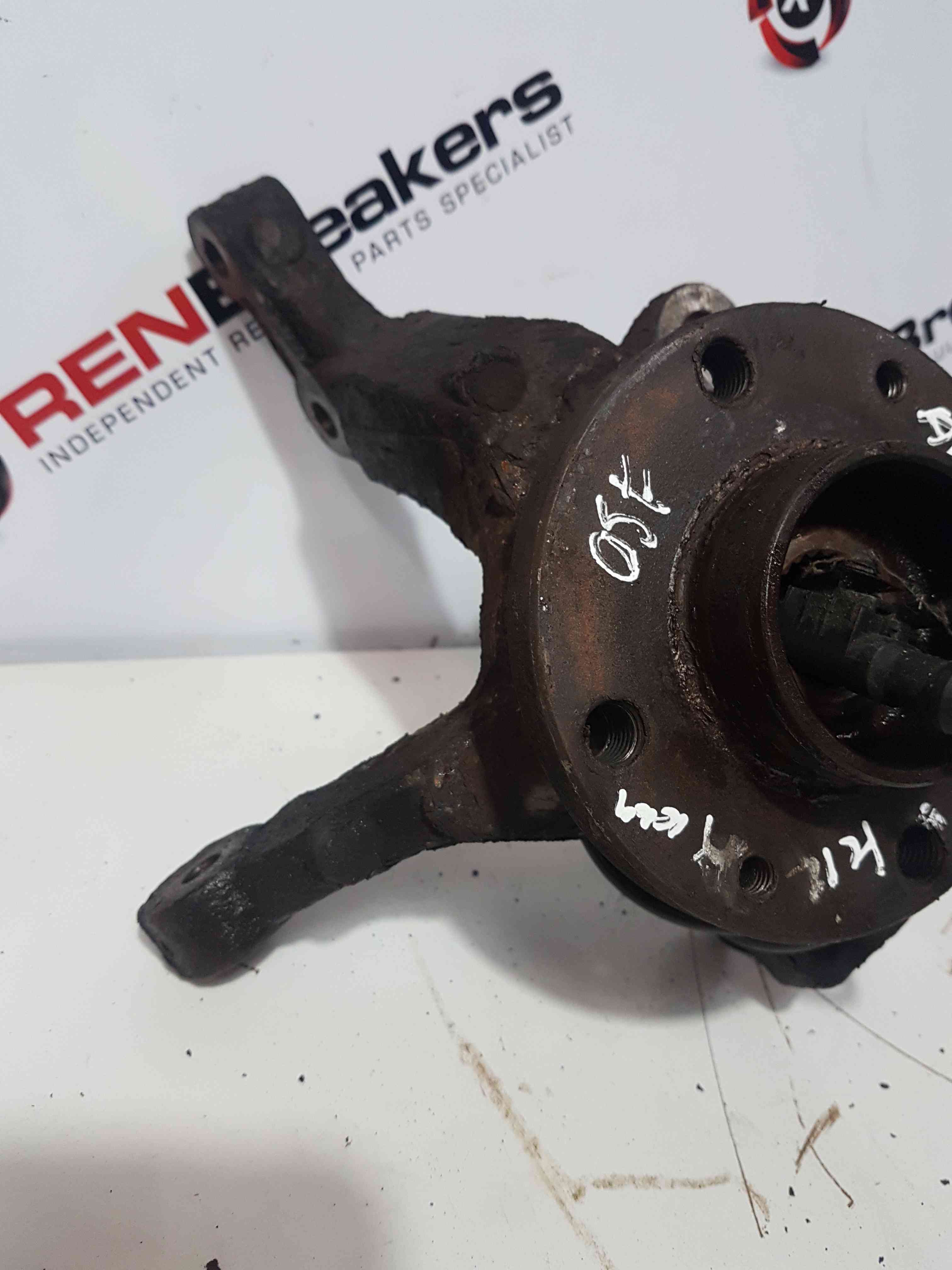 Thumb 6 Nissan Micra K12 2002-2010 1.4 16V Auto Petrol Driver OSF Front Wheel HUB 