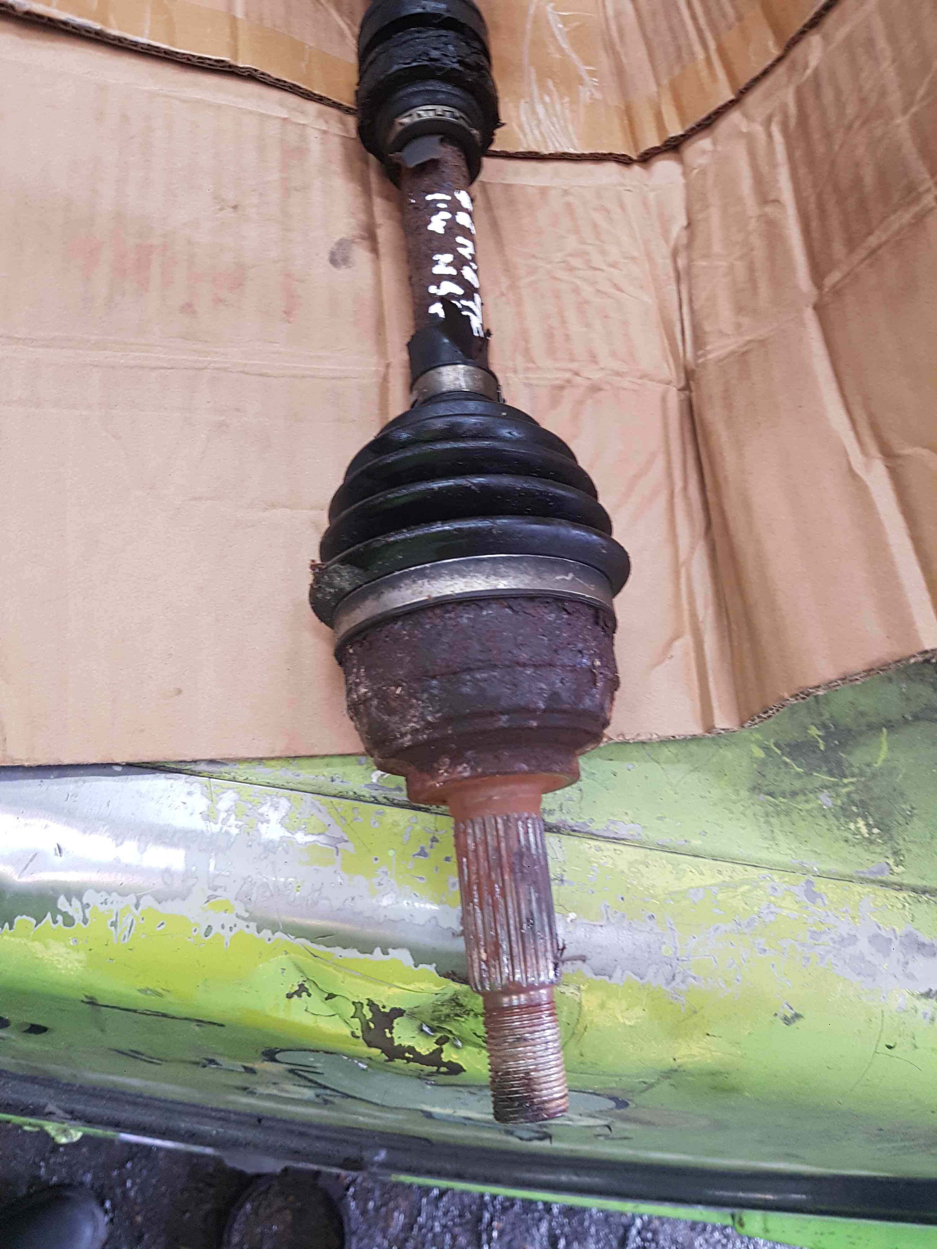 Thumb 3 Nissan Micra K12 2002-2010 1.4 16V Passenger NSF Front Driveshaft Cr14de