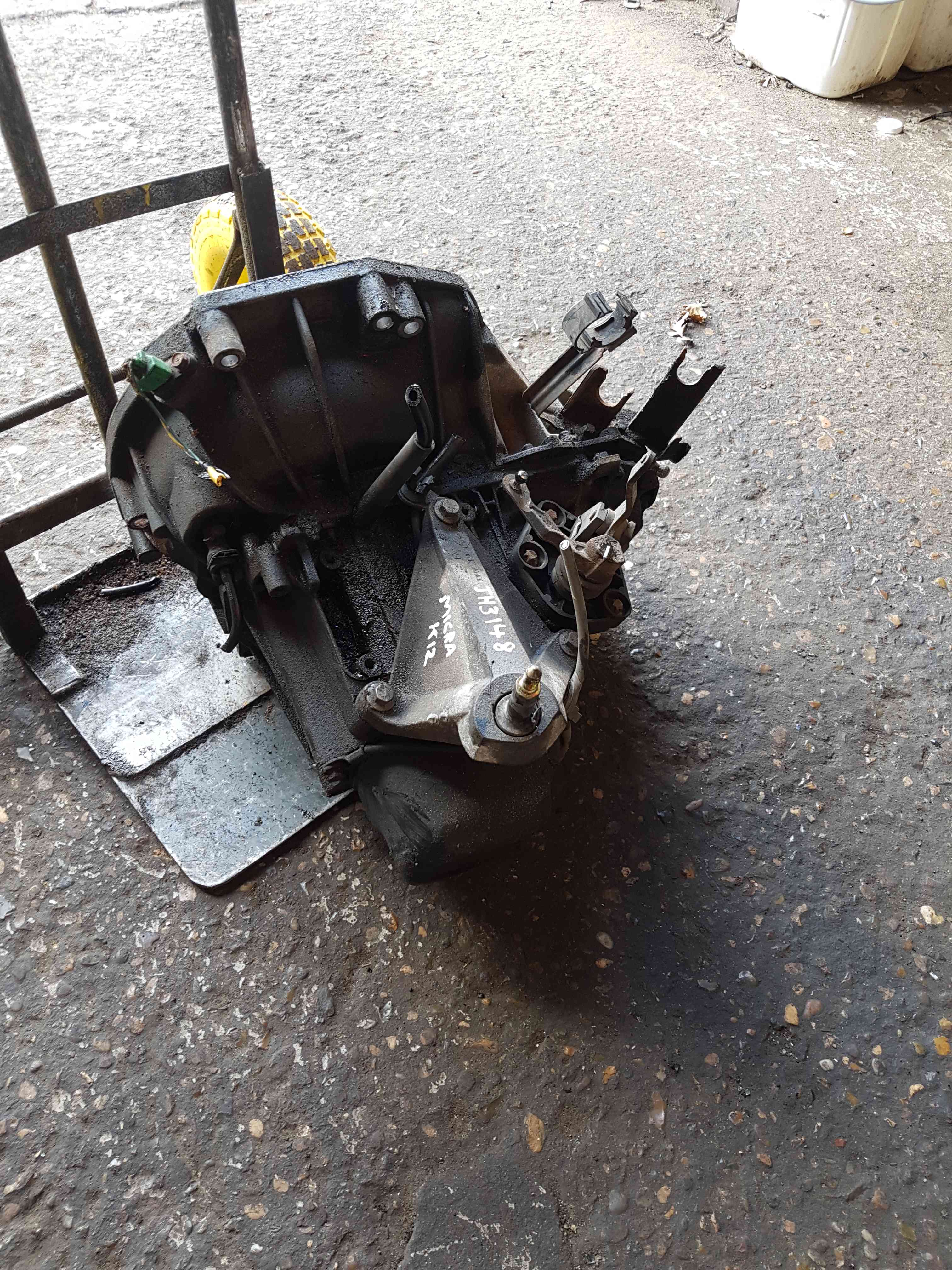 Thumb 3 Nissan Micra K12 2002-2010 1.4 Manual 5 Speed Gearbox JH3 148  jh3148