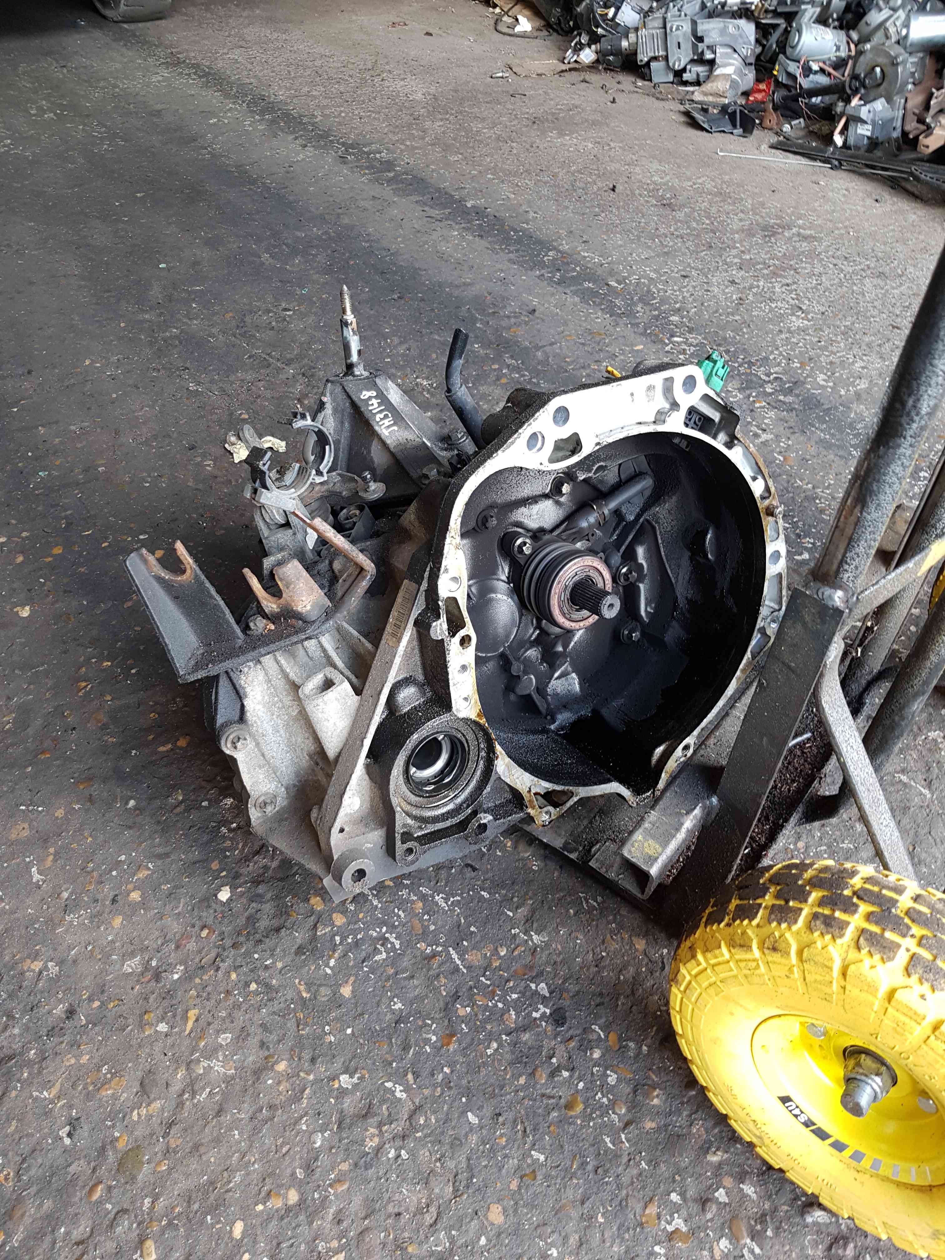 Thumb 8 Nissan Micra K12 2002-2010 1.4 Manual 5 Speed Gearbox JH3 148  jh3148