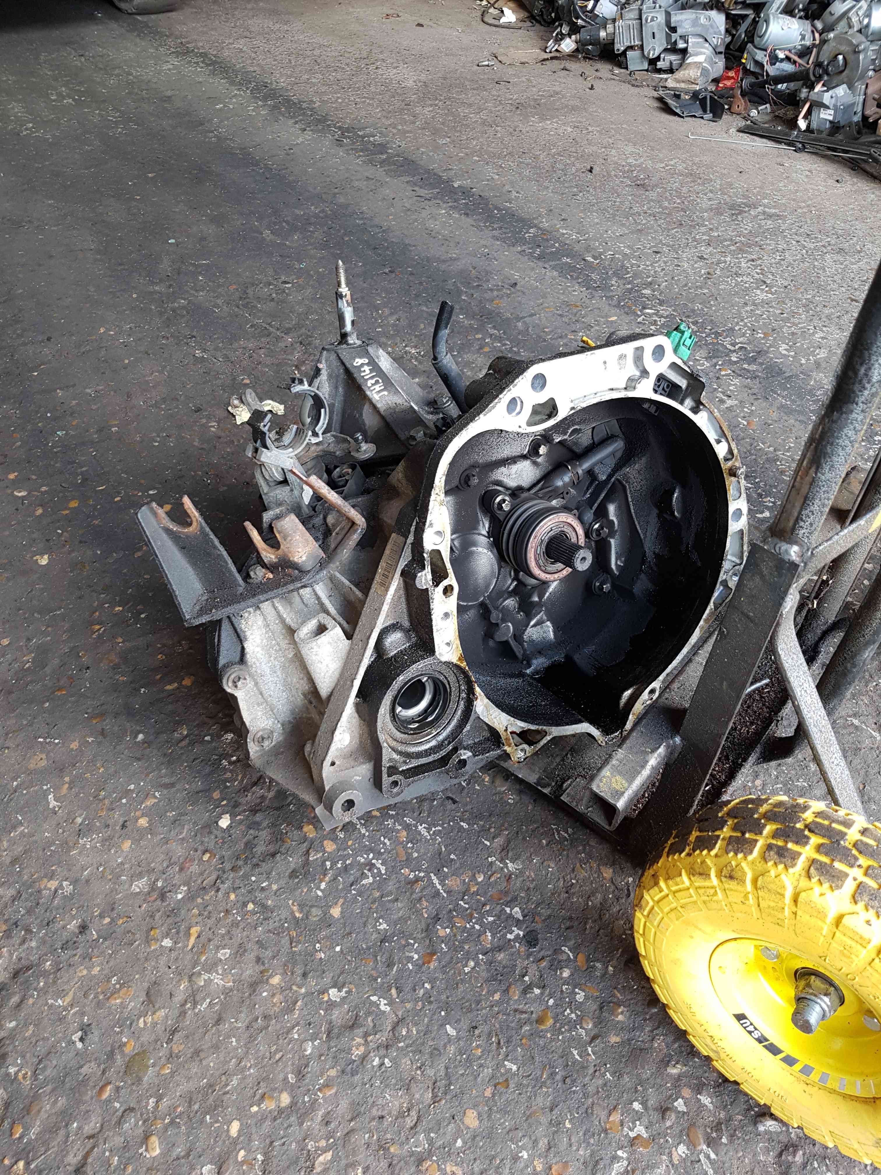 Thumb 9 Nissan Micra K12 2002-2010 1.4 Manual 5 Speed Gearbox JH3 148  jh3148