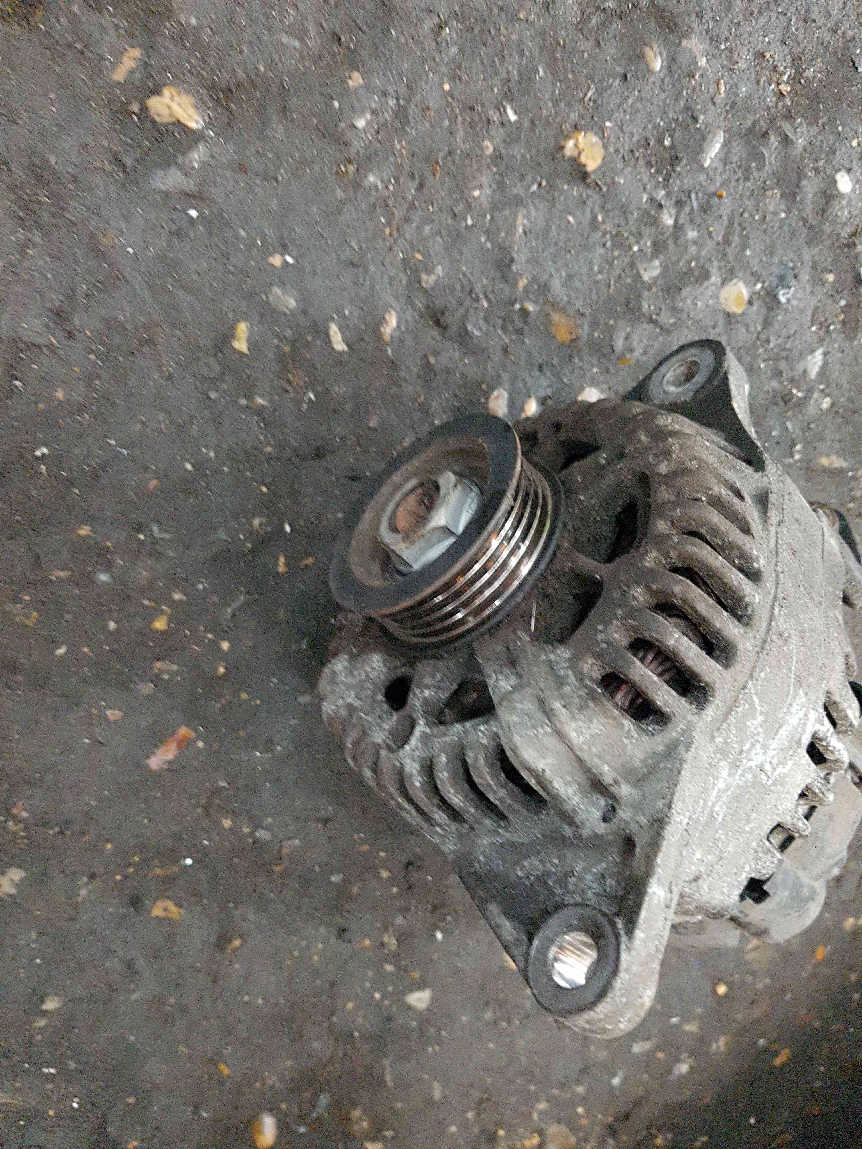 Thumb 3 Nissan Micra K12 2002-2010 1.4 Petrol Alternator Cr14de  23100AX610