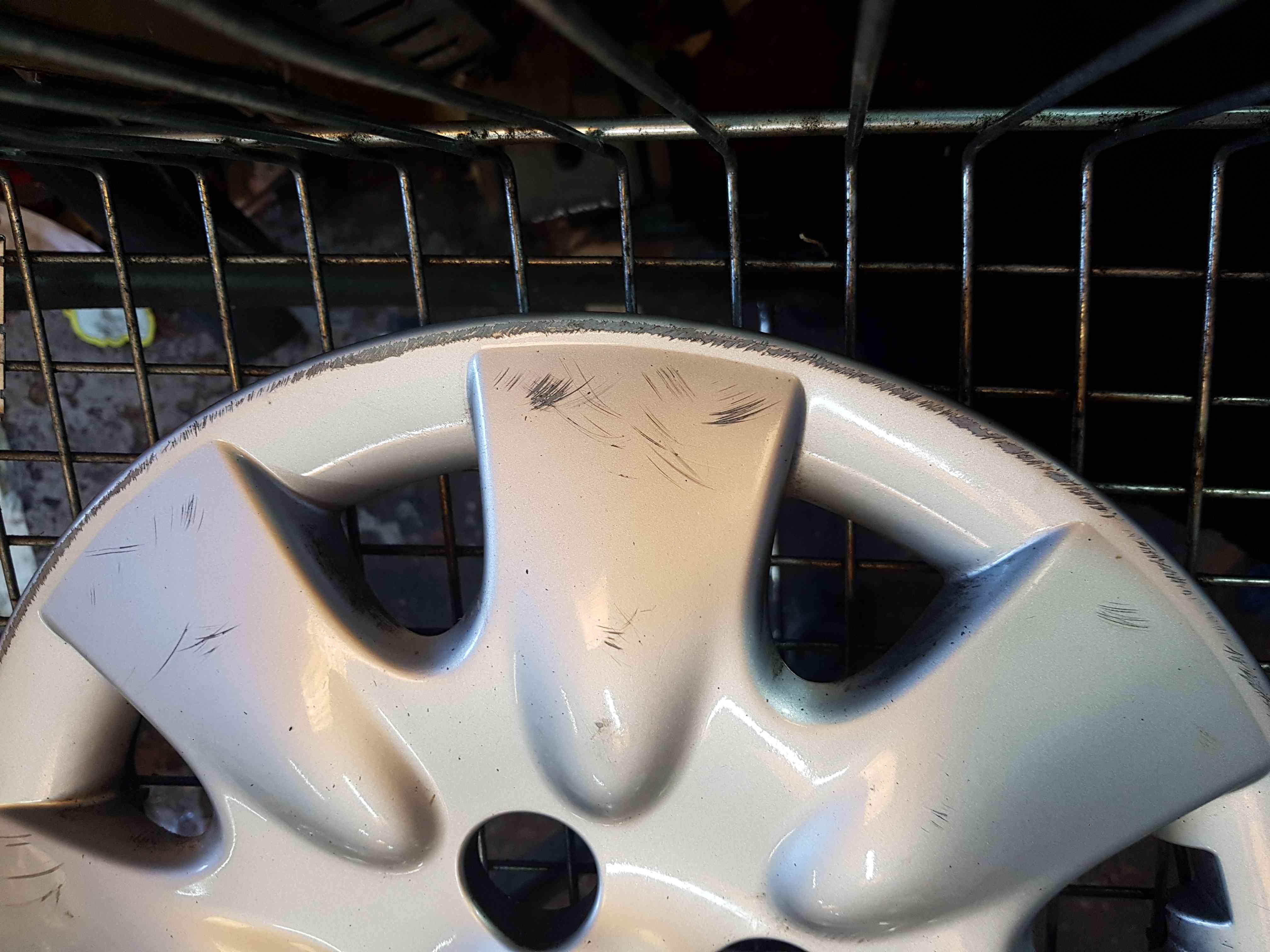 Thumb 8 Nissan Micra K12 2002-2010 14Inch Wheel Trim  HUB Cap 3/5 40315Ax600