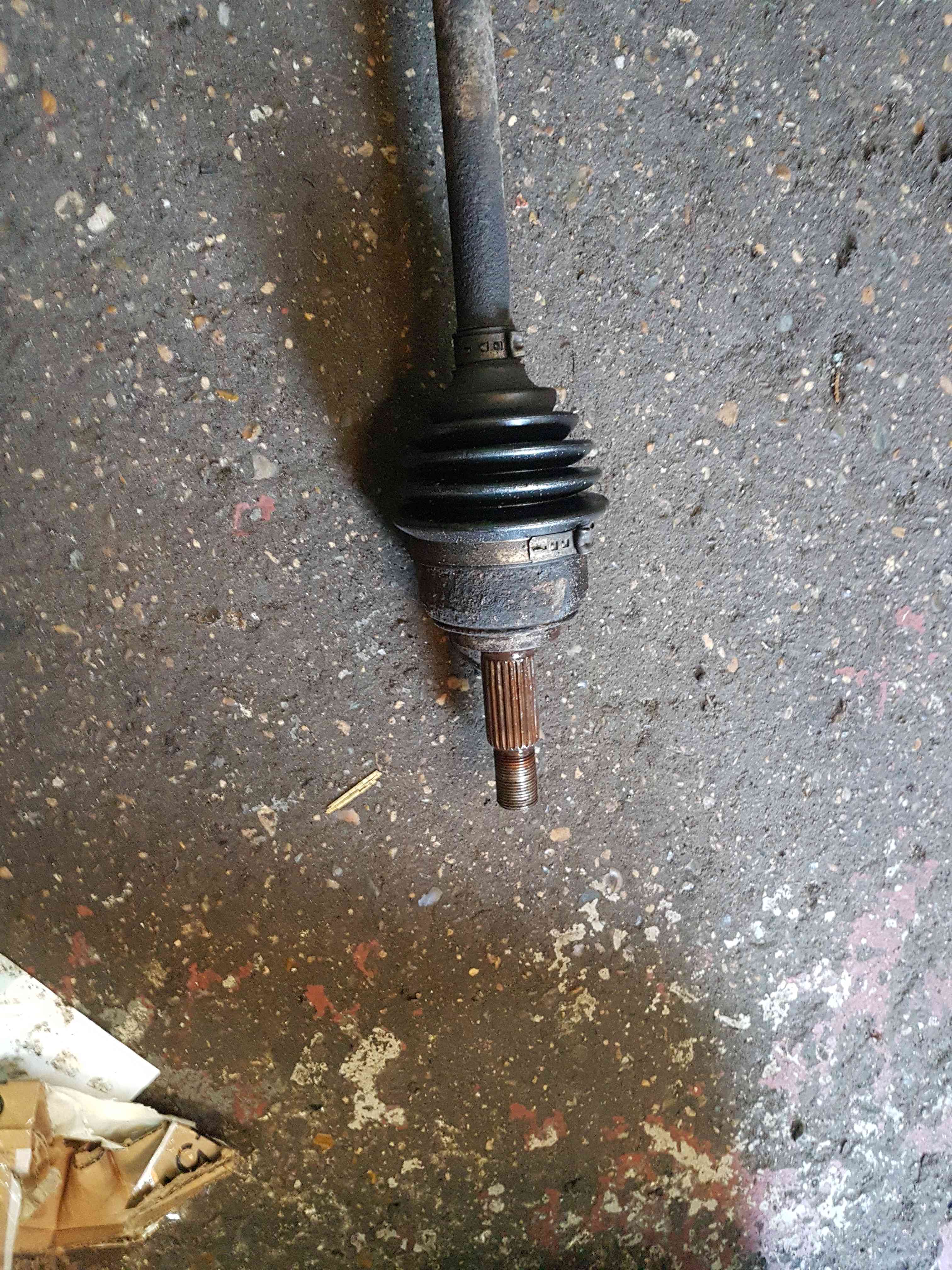 Thumb 4 Nissan Micra K12 2002-2010 1.4L 16V AUTOMATIC Passenger NSF Front Driveshaft