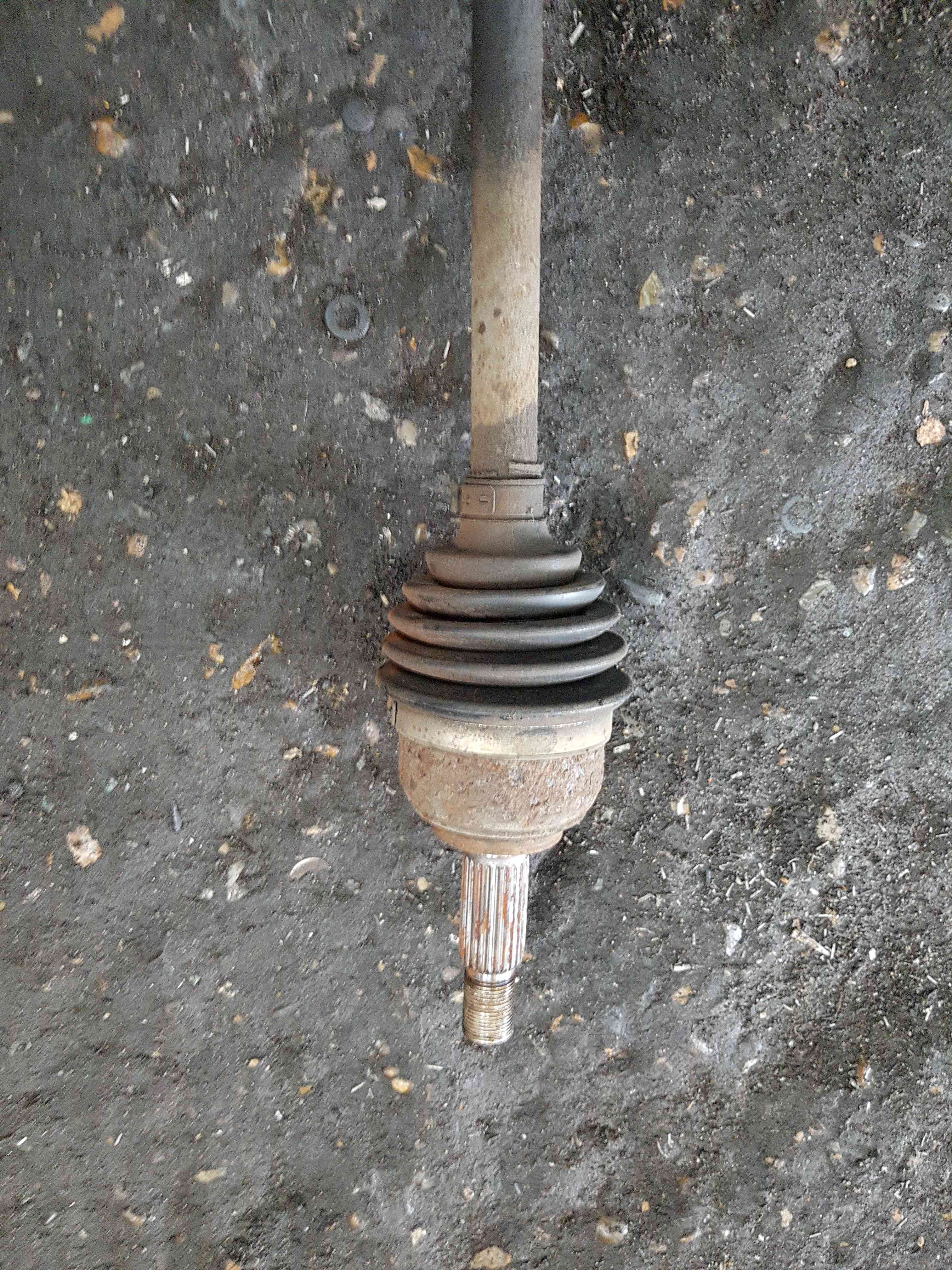 Thumb 5 Nissan Micra K12 2002-2010 1.4L 16V Passenger NSF Front Driveshaft
