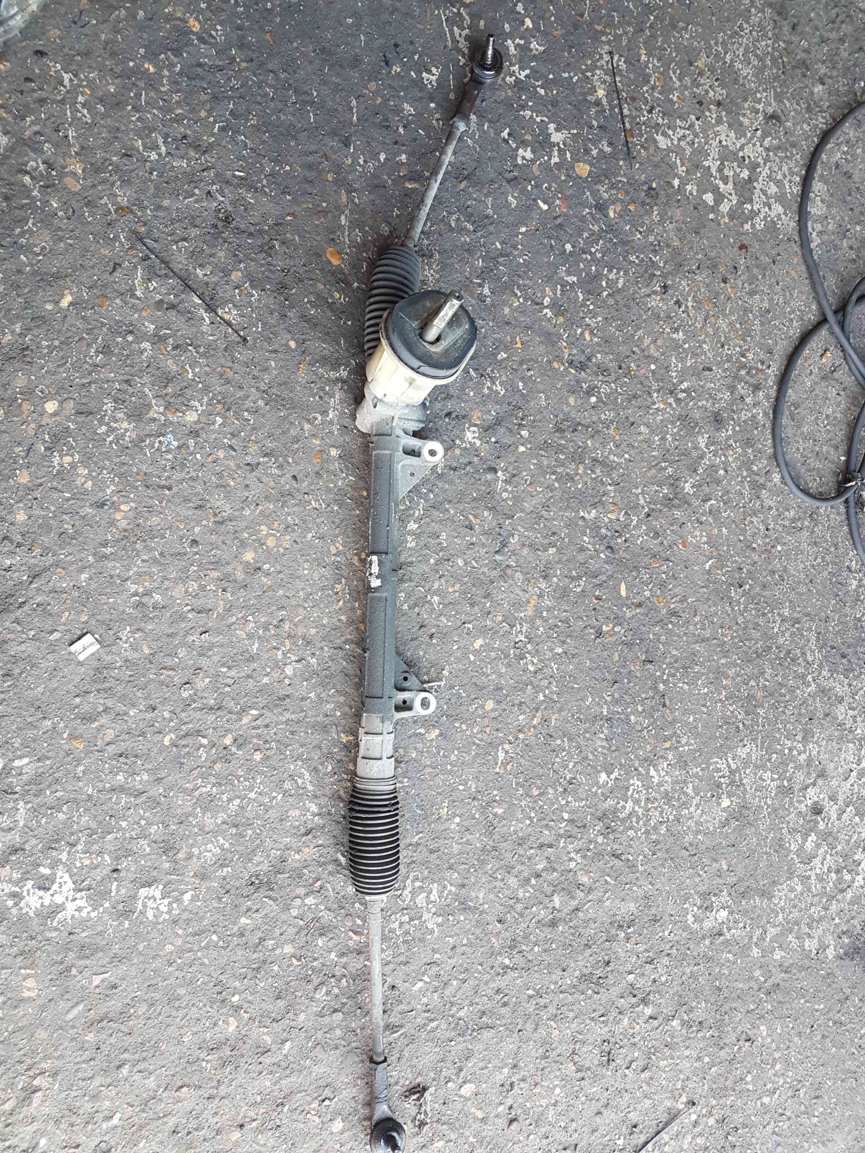 Thumb 2 Nissan Micra K12 2002-2010 1.4L 16V Power Steering Rack  48001AX602