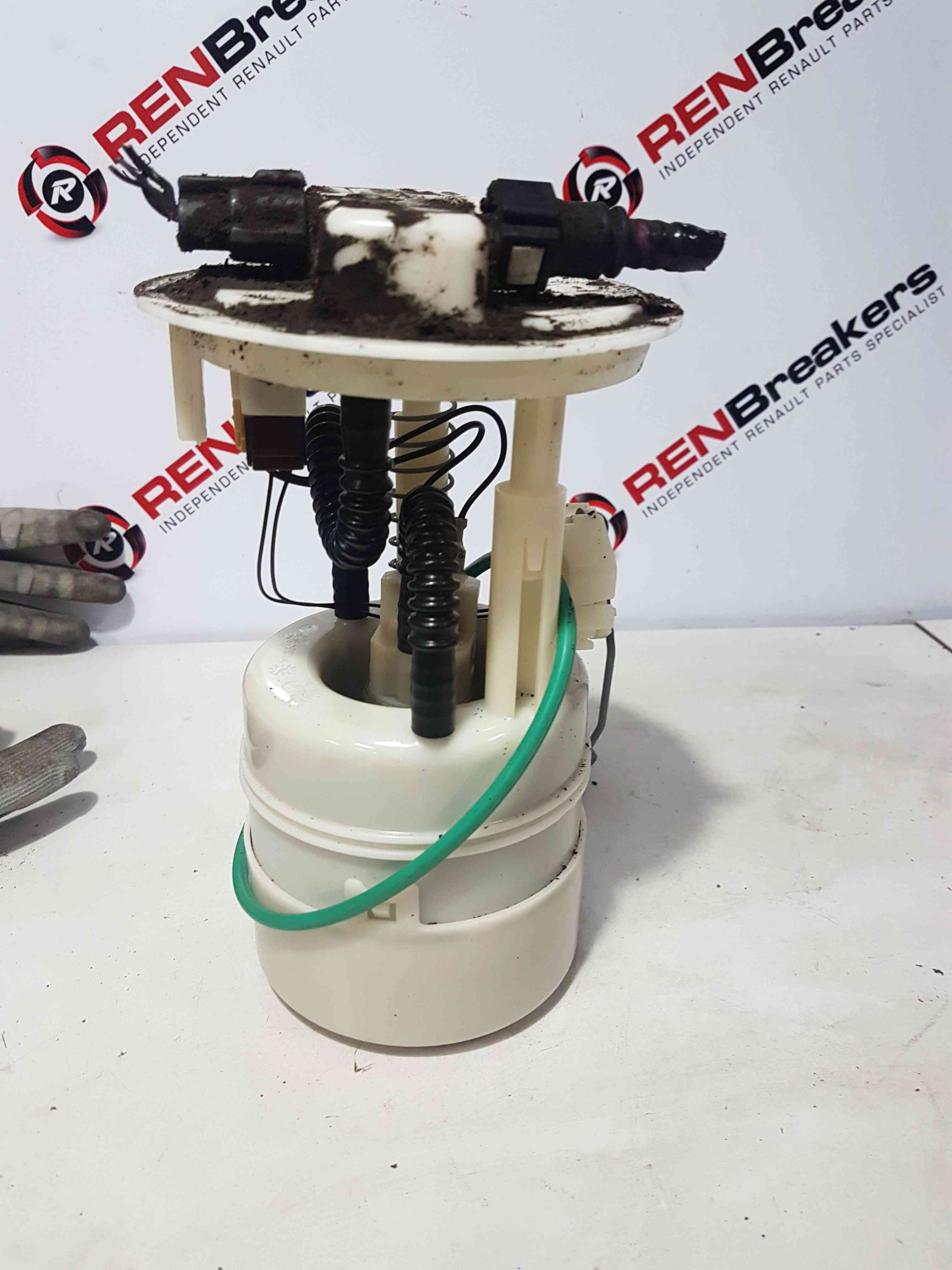 Thumb 4 Nissan Micra K12 2002-2010 1.4L Petrol Fuel Sender Unit Cr14de 