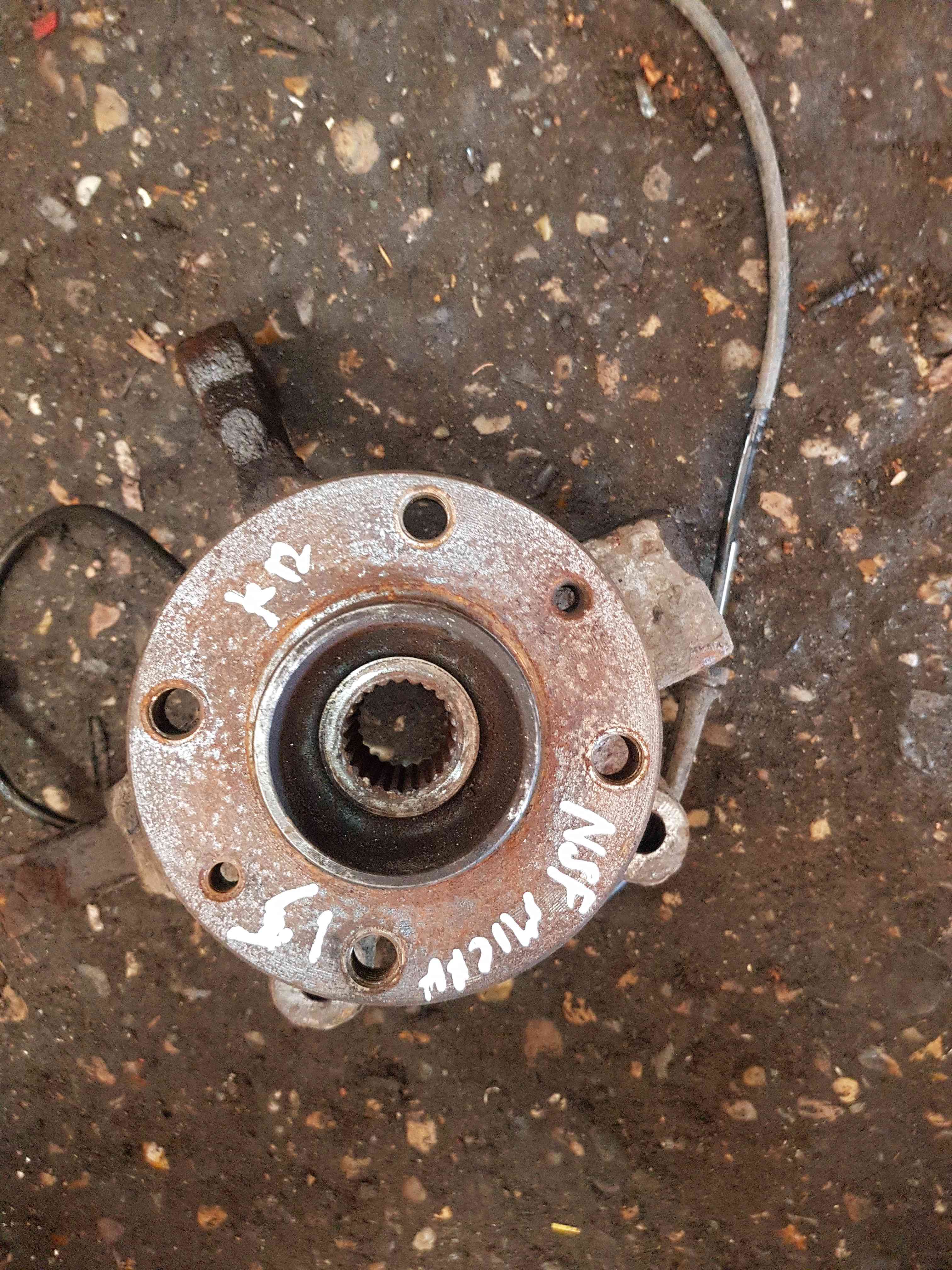 Thumb 3 Nissan Micra K12 2002-2010 1.5 DCI Passenger NSF Front Wheel HUB + Sensor