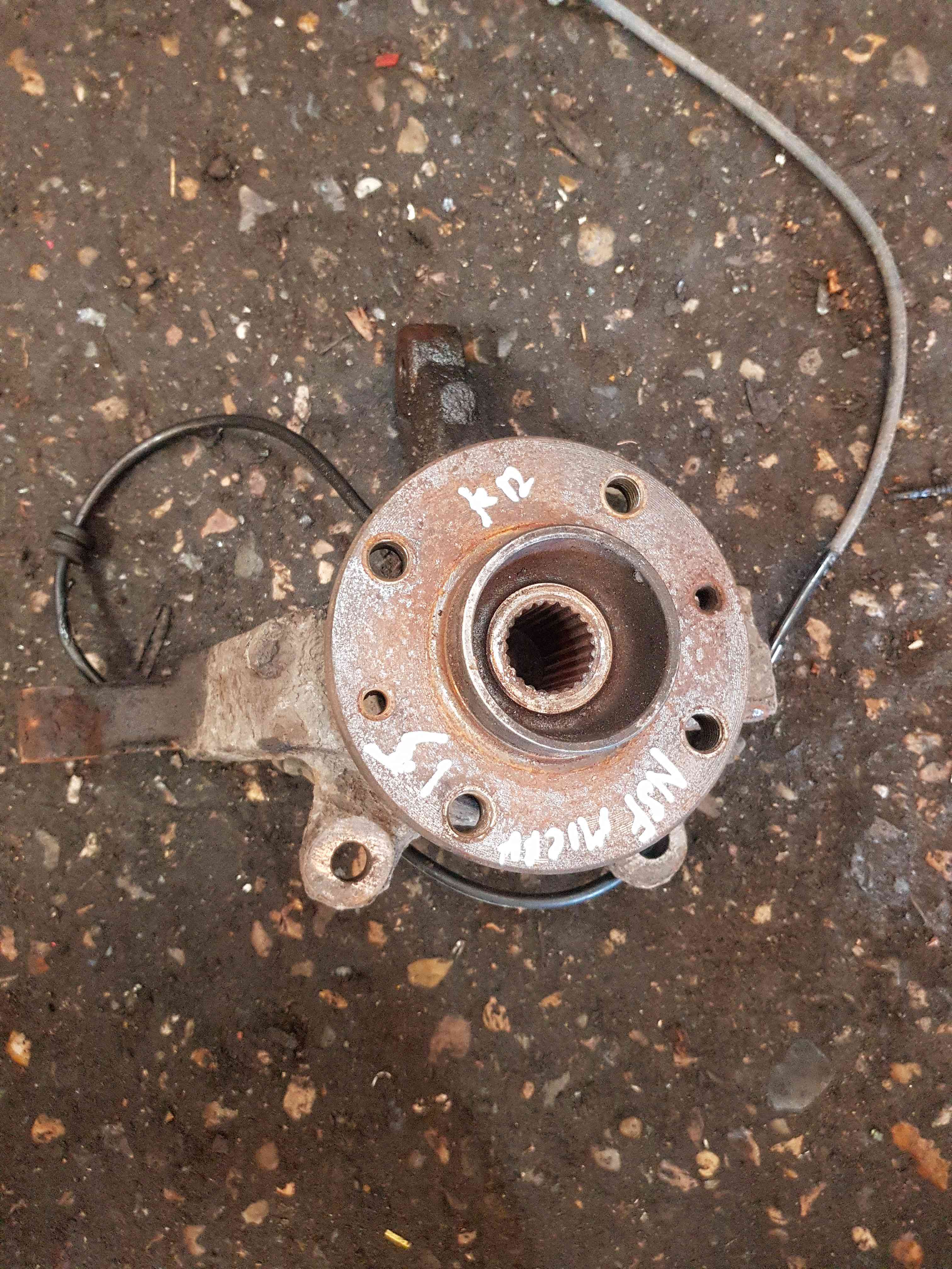 Thumb 4 Nissan Micra K12 2002-2010 1.5 DCI Passenger NSF Front Wheel HUB + Sensor