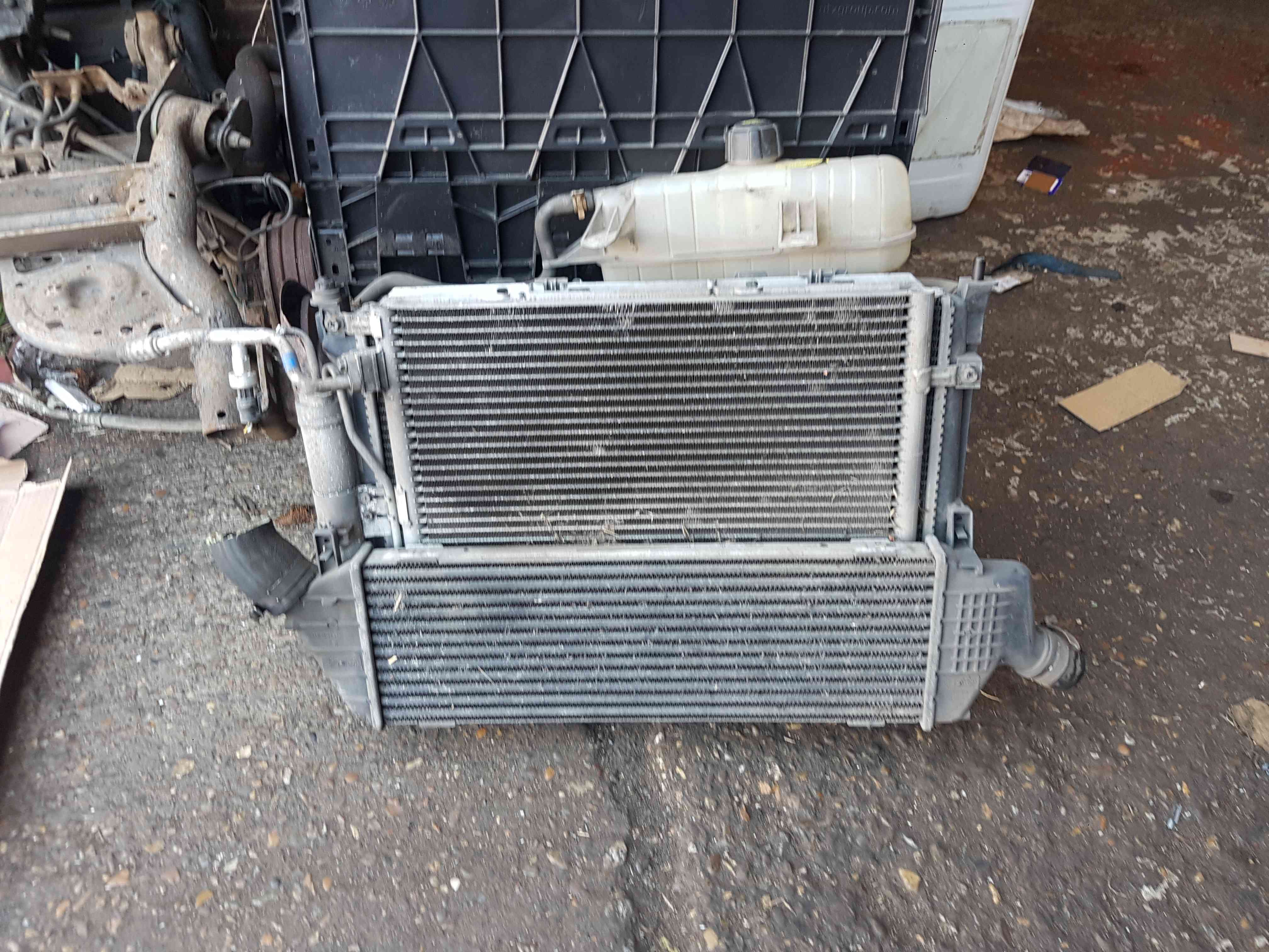 Thumb 2 Nissan Micra K12 2002-2010 1.5 DCI Radiator Intercooler Cooling FAN  14461BC400