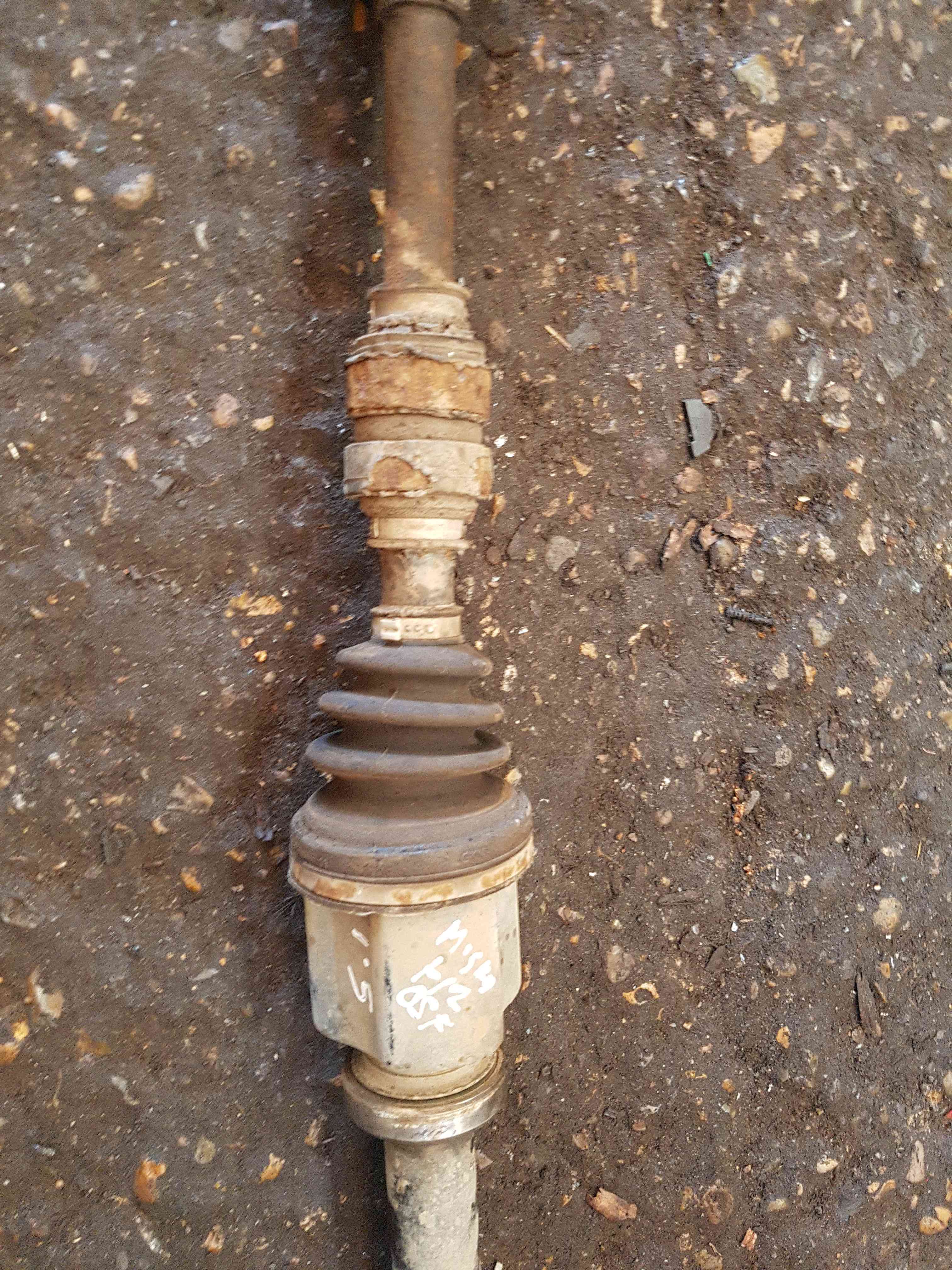 Thumb 5 Nissan Micra K12 2002-2010 1.5Dci  Drivers OSF Front Driveshaft